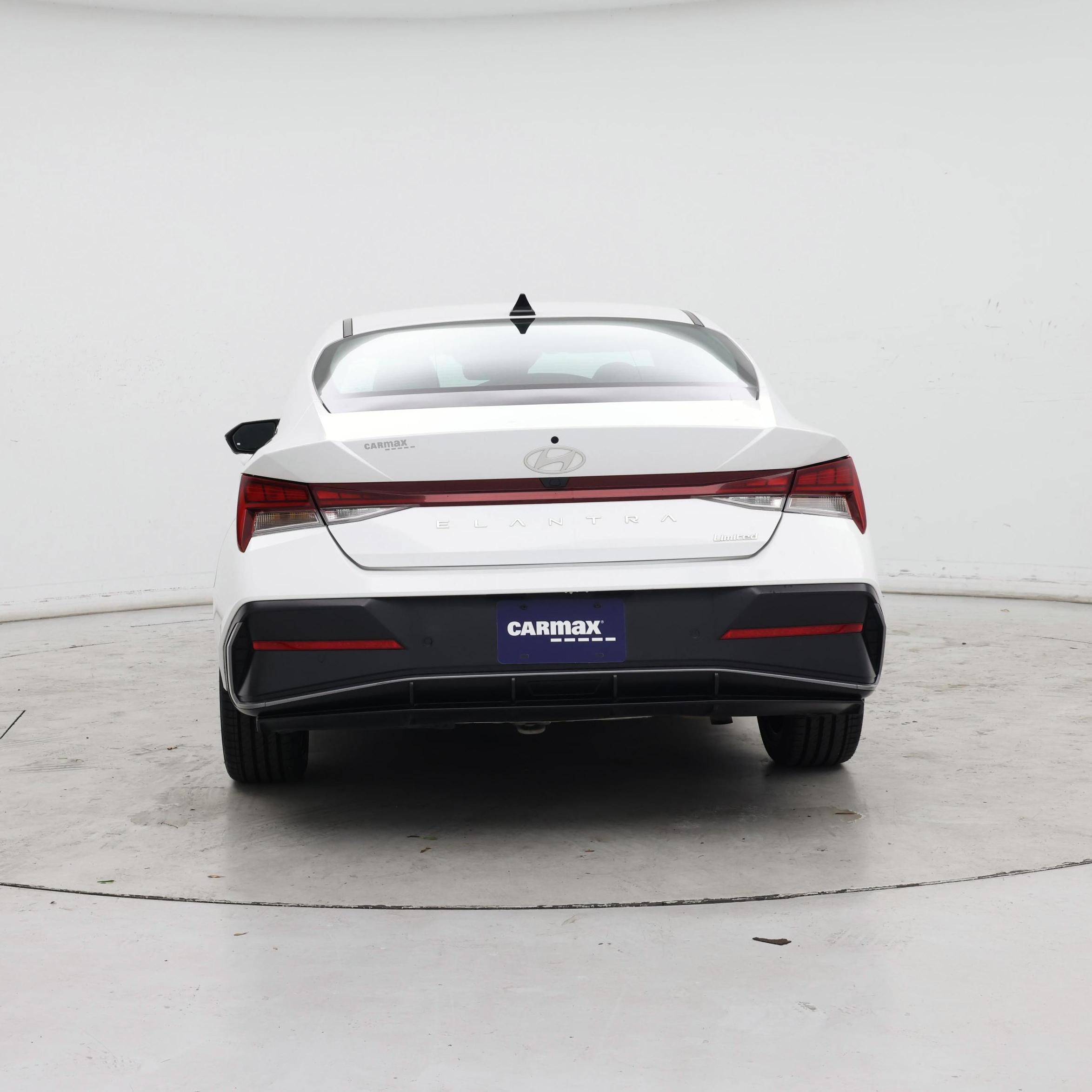 Thumbnail: 2024 Hyundai Elantra - 6