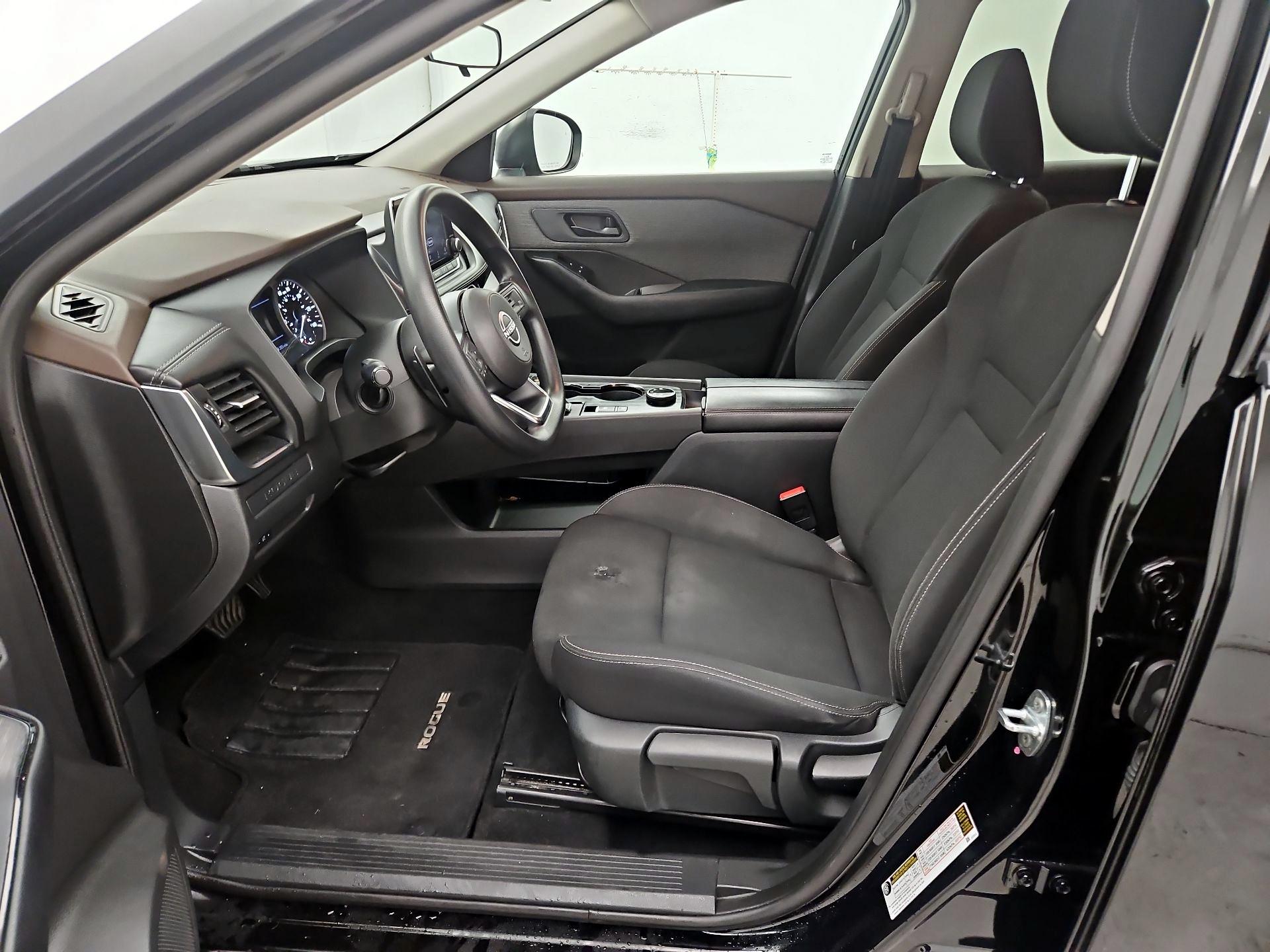 Thumbnail: 2023 Nissan Rogue - 11