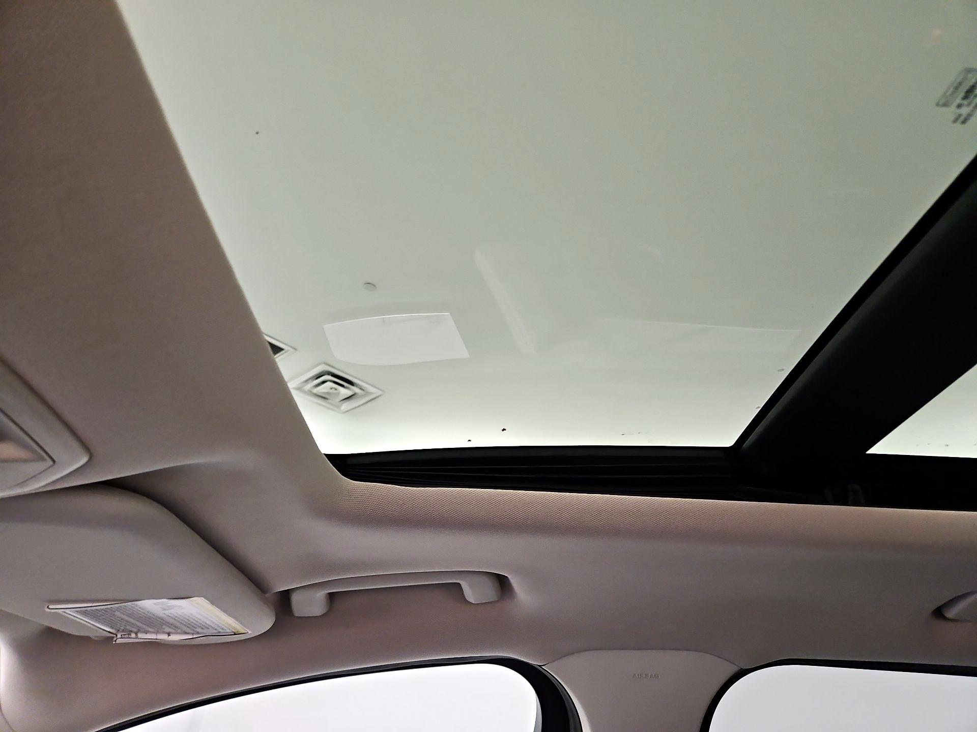 Thumbnail: 2017 Ford Escape - 20