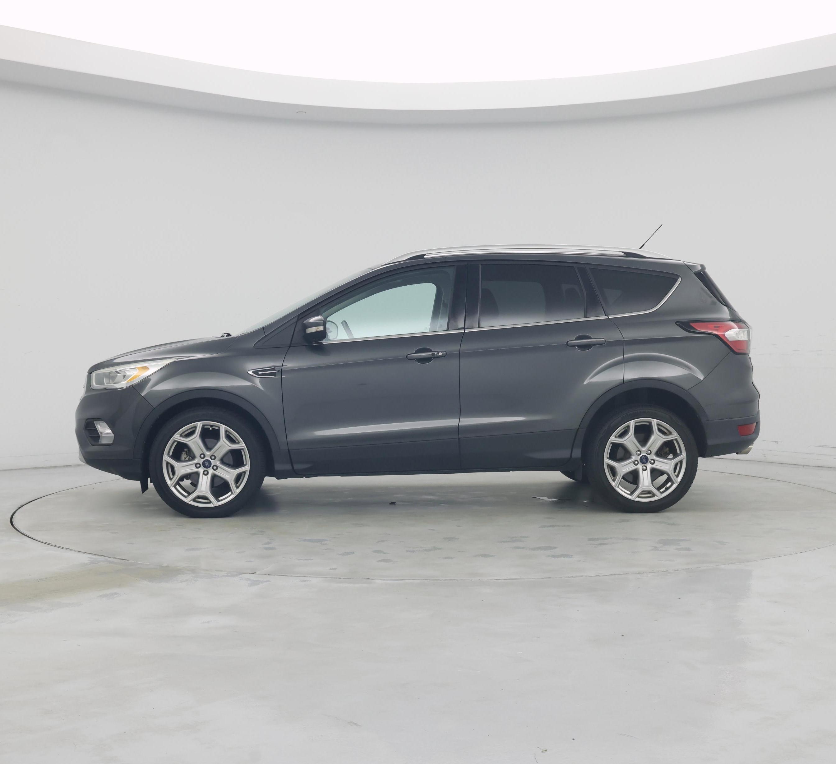 Thumbnail: 2017 Ford Escape - 3
