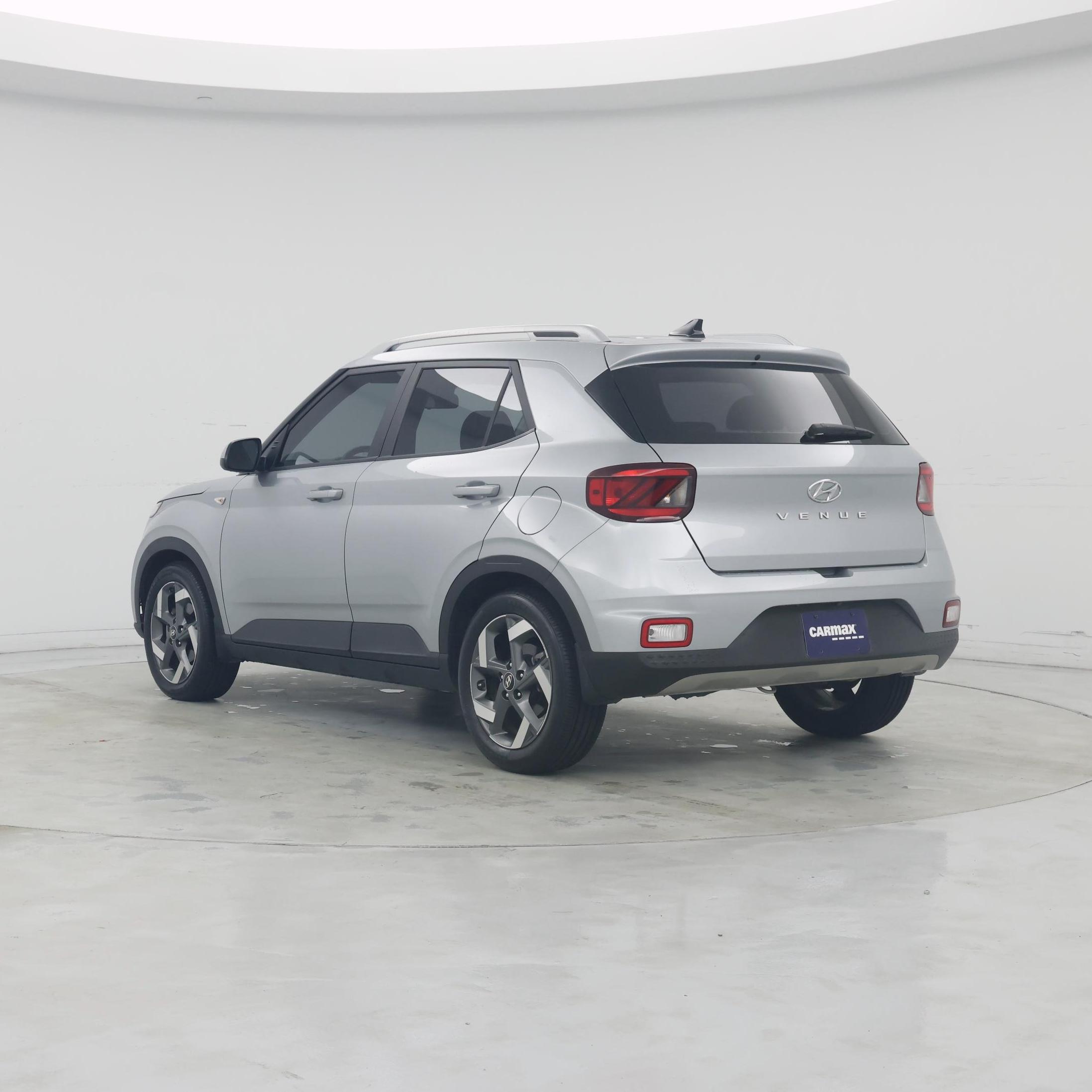 Thumbnail: 2022 Hyundai Venue - 2