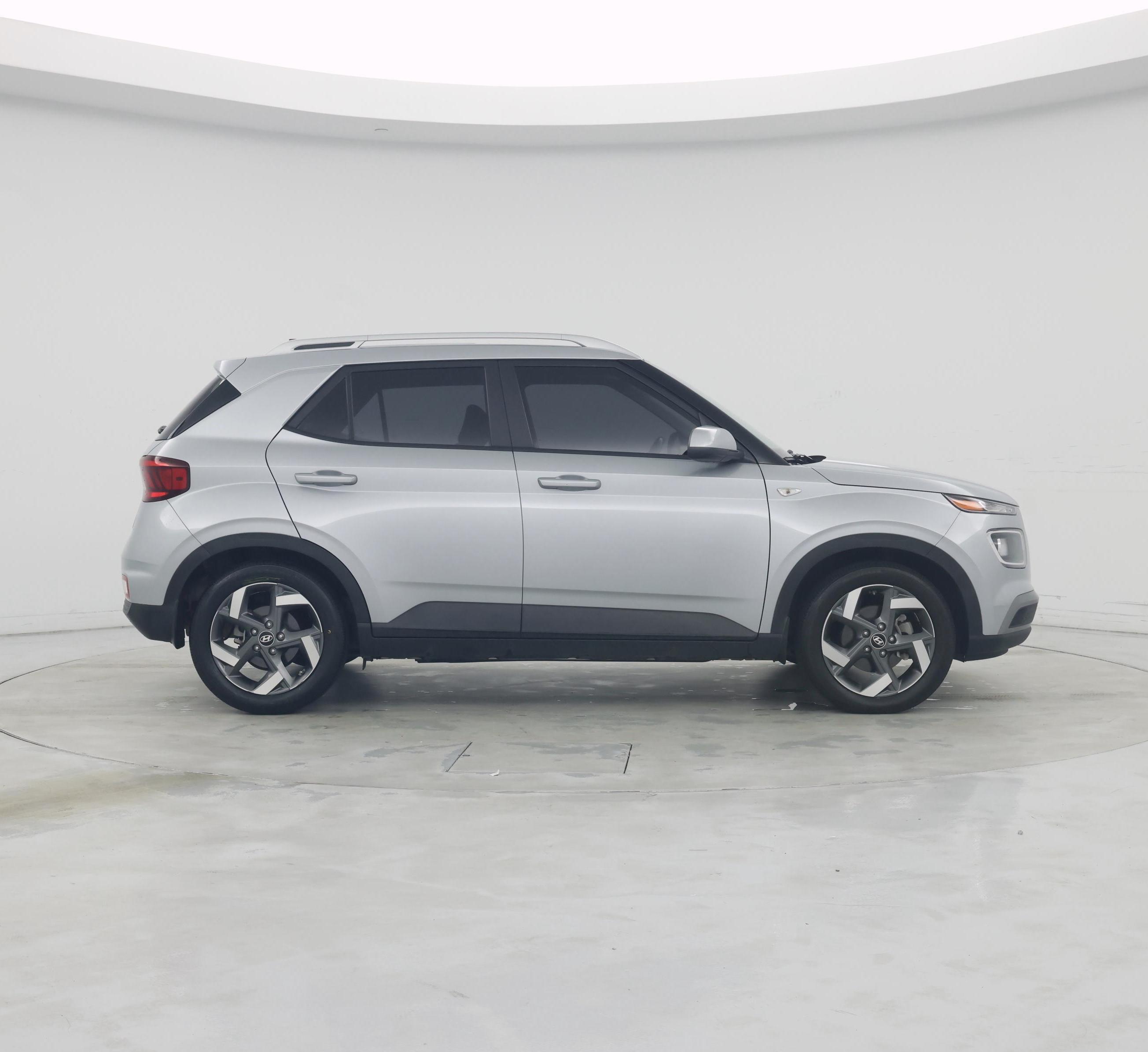 Thumbnail: 2022 Hyundai Venue - 7