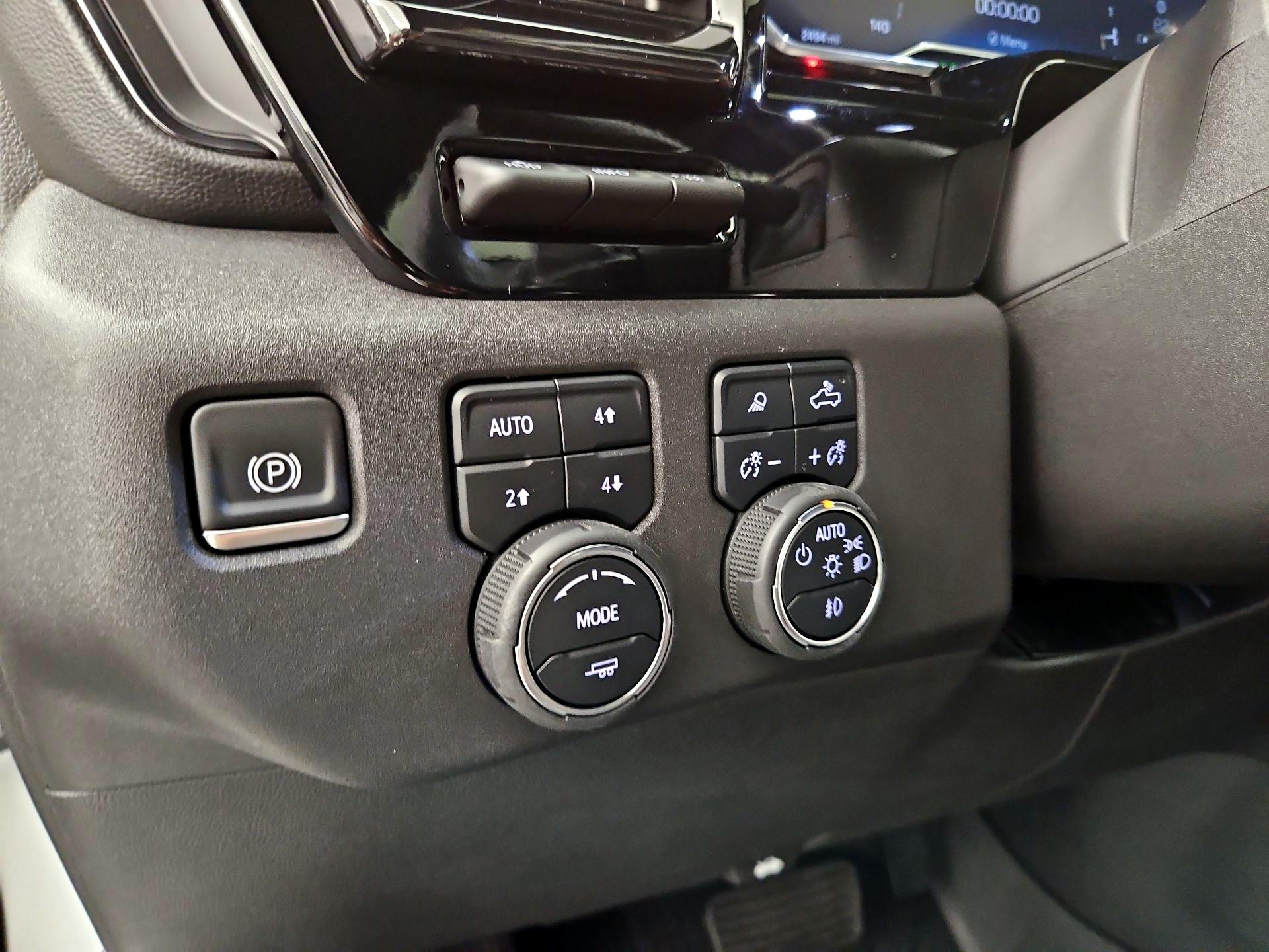 Thumbnail: 2024 Chevrolet Silverado 1500 - 13