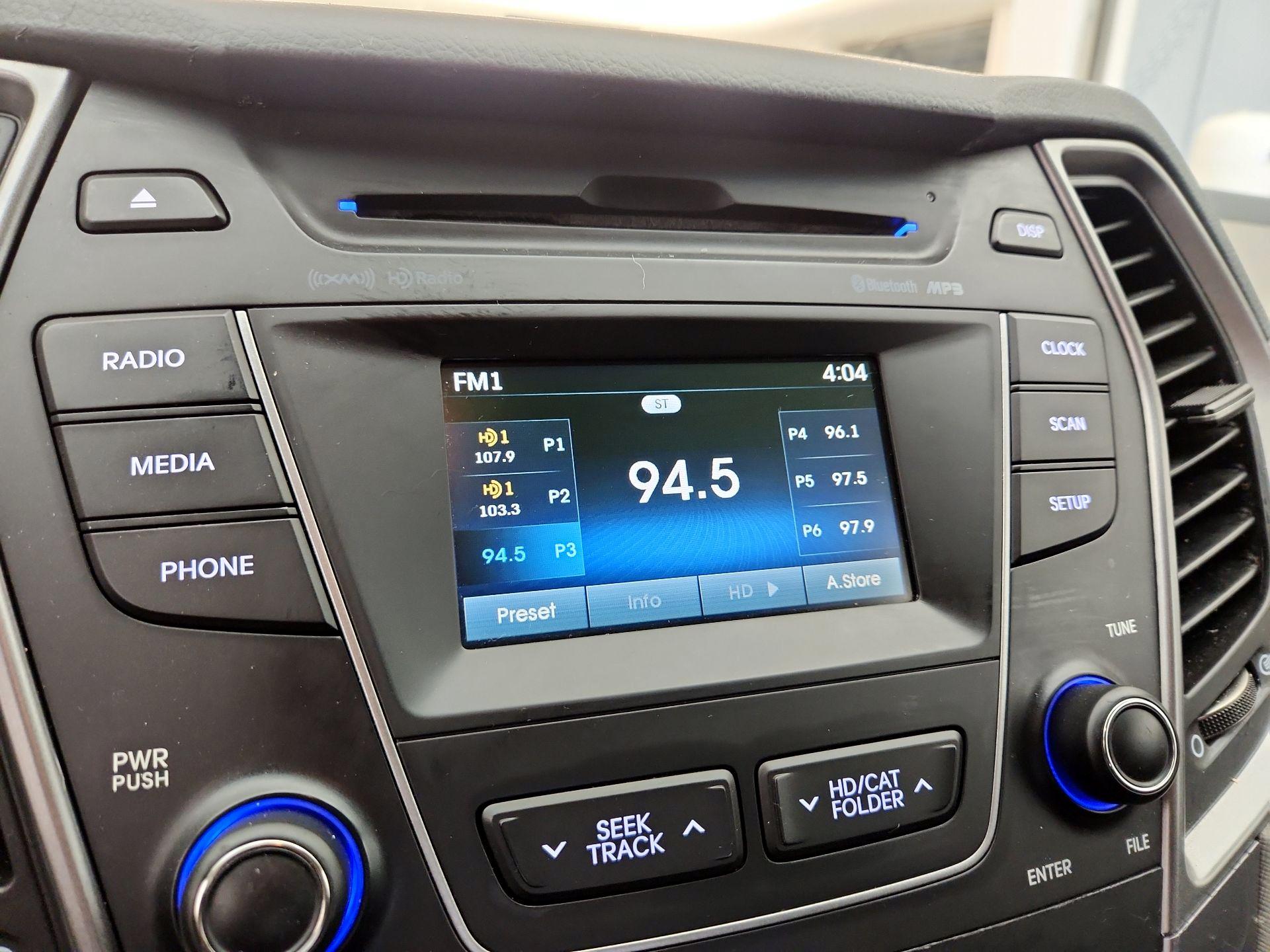 Thumbnail: 2016 Hyundai Santa Fe - 14