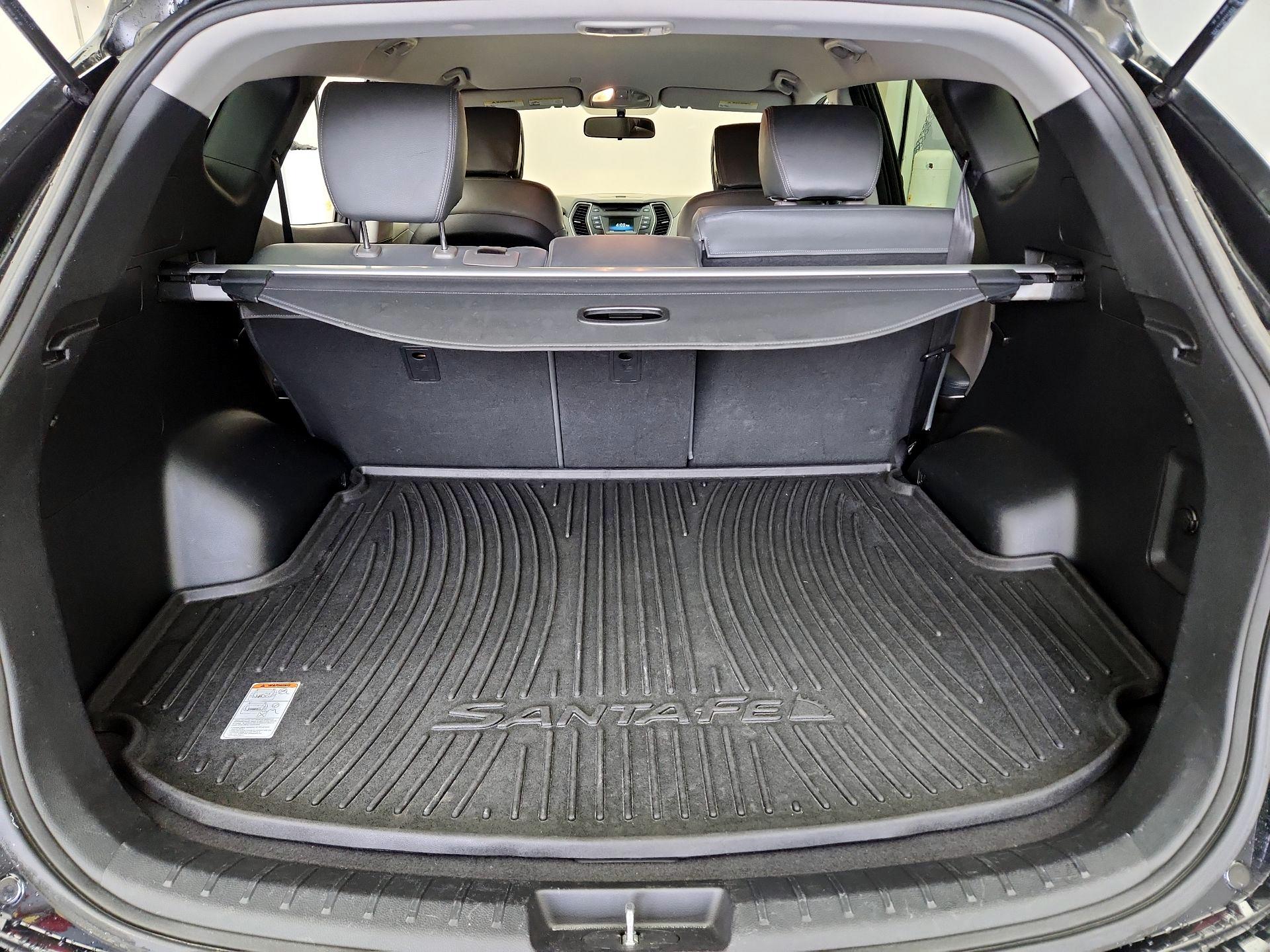 Thumbnail: 2016 Hyundai Santa Fe - 19