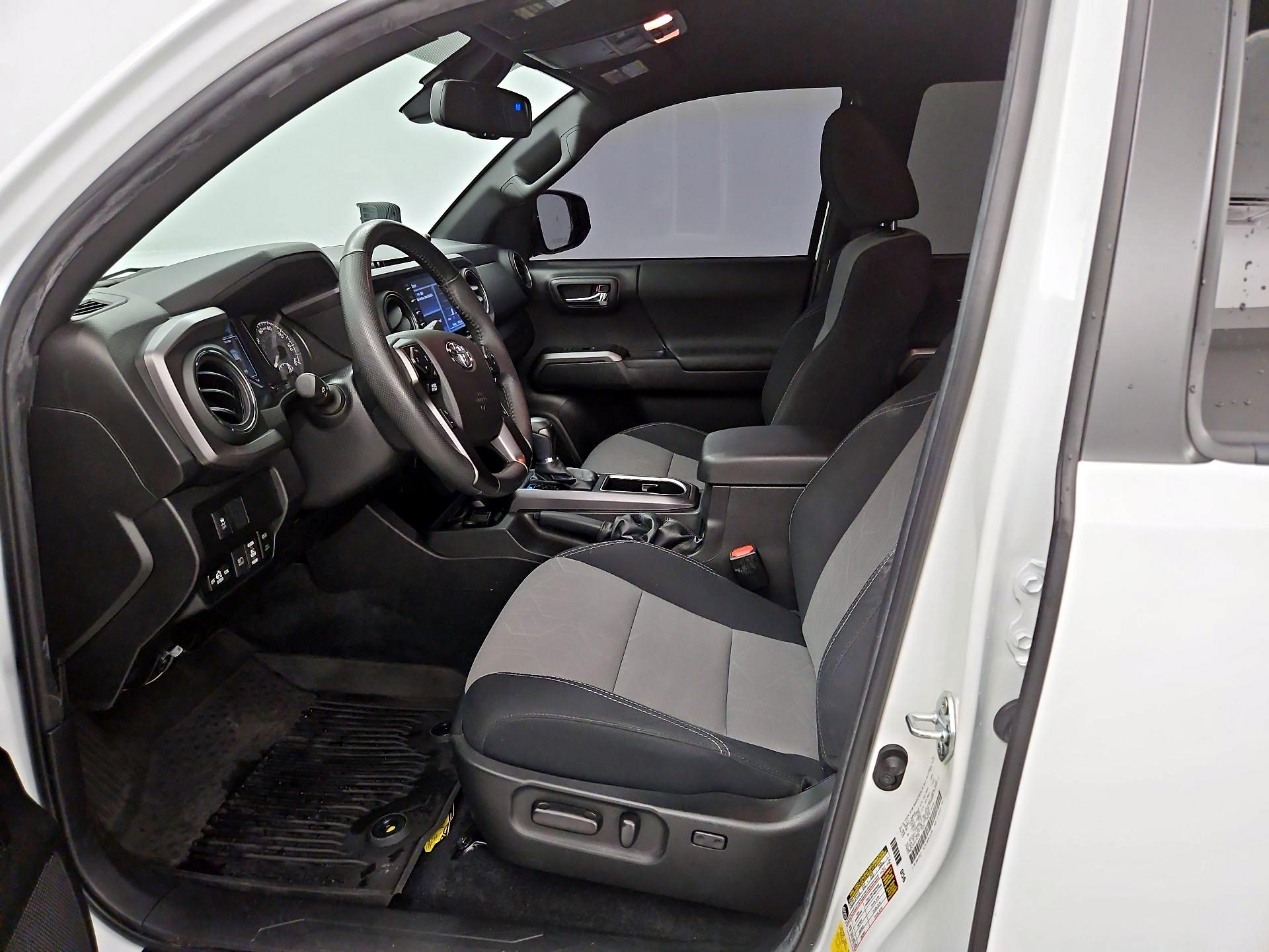 Thumbnail: 2023 Toyota Tacoma - 11