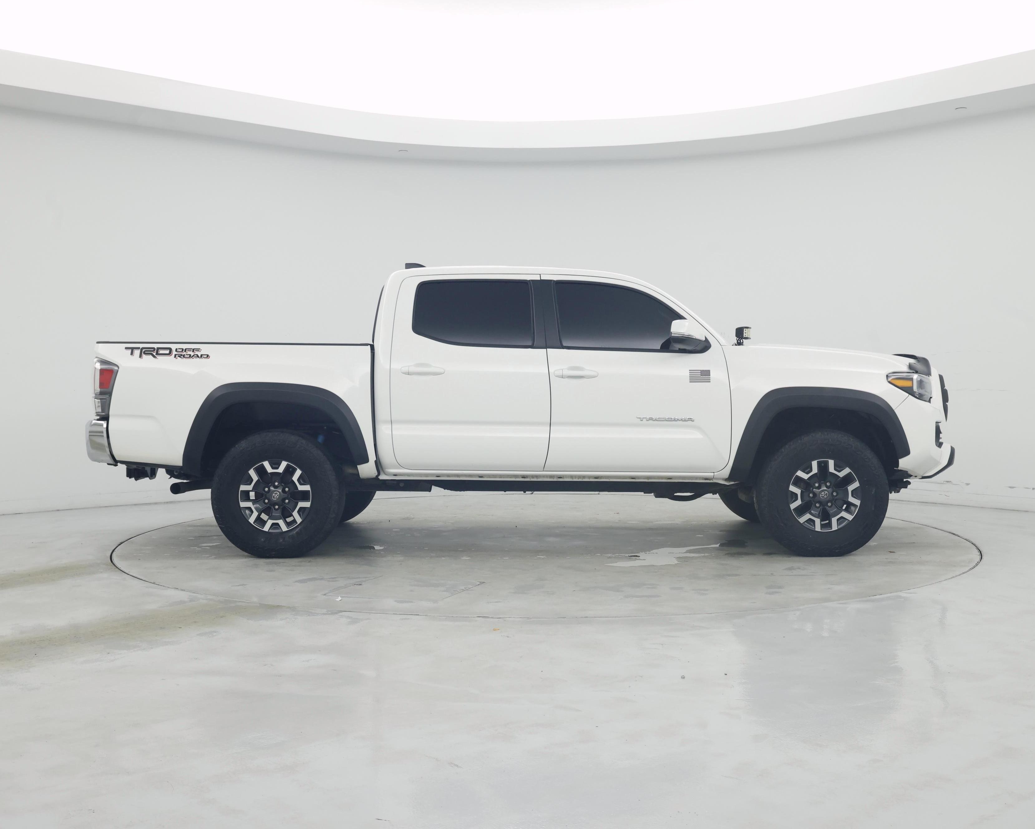 Thumbnail: 2023 Toyota Tacoma - 7