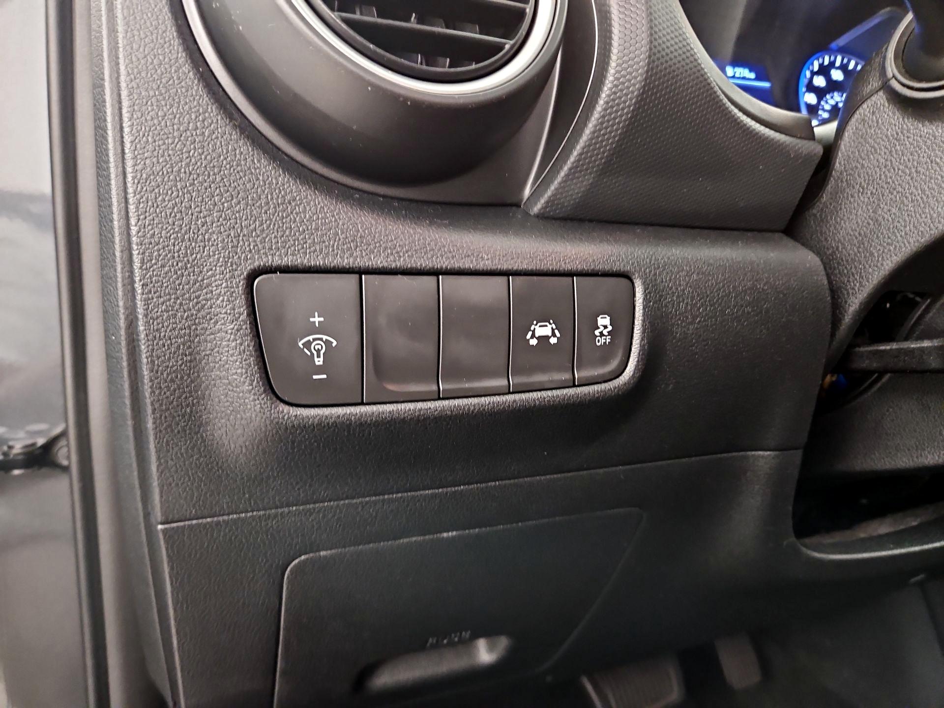 Thumbnail: 2019 Hyundai Kona - 13