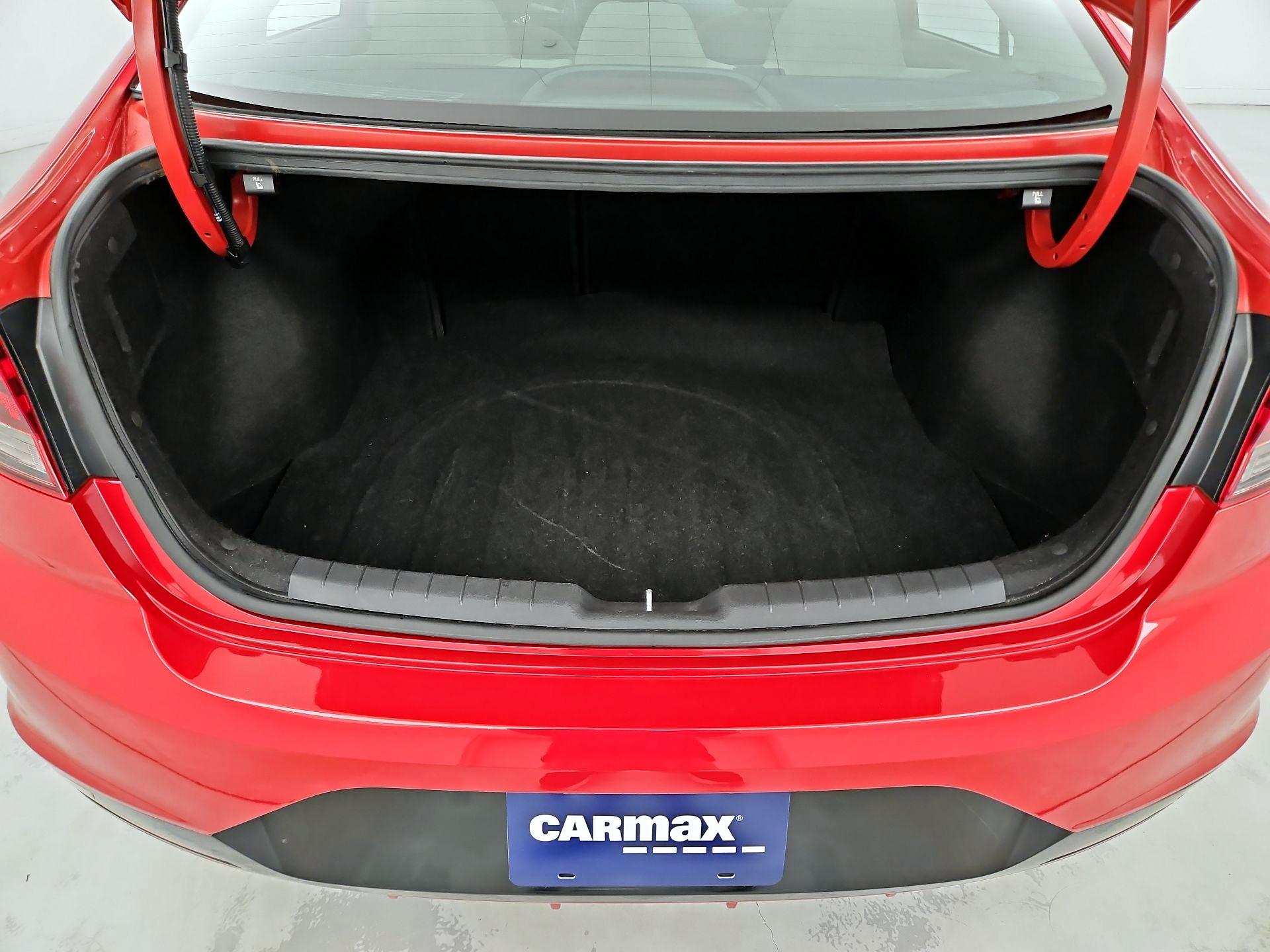 Thumbnail: 2020 Hyundai Elantra - 20