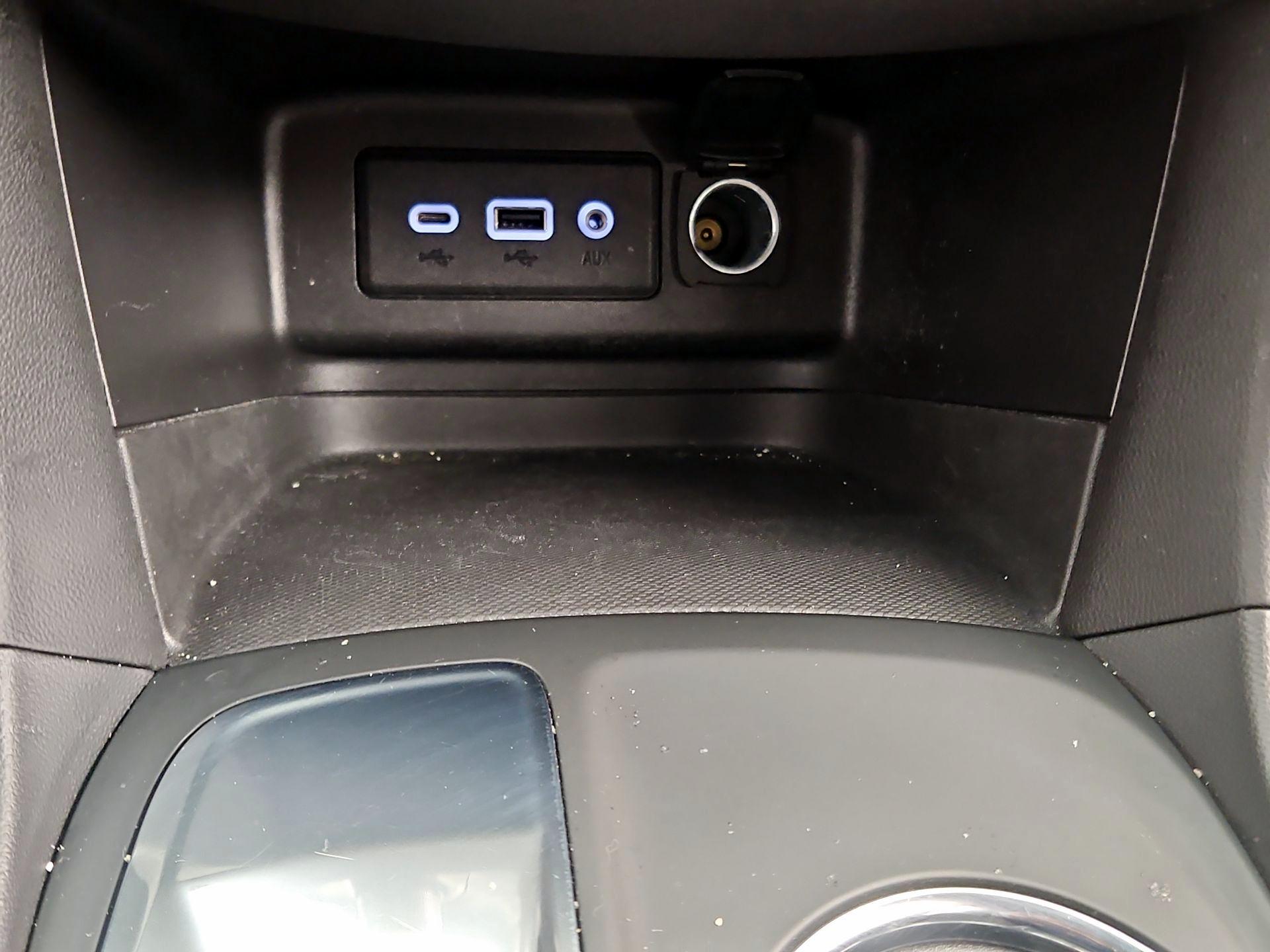 Thumbnail: 2023 Chevrolet Equinox - 18