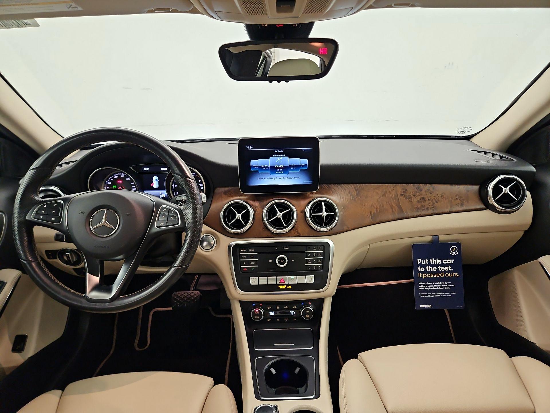 Thumbnail: 2019 Mercedes-Benz GLA - 9