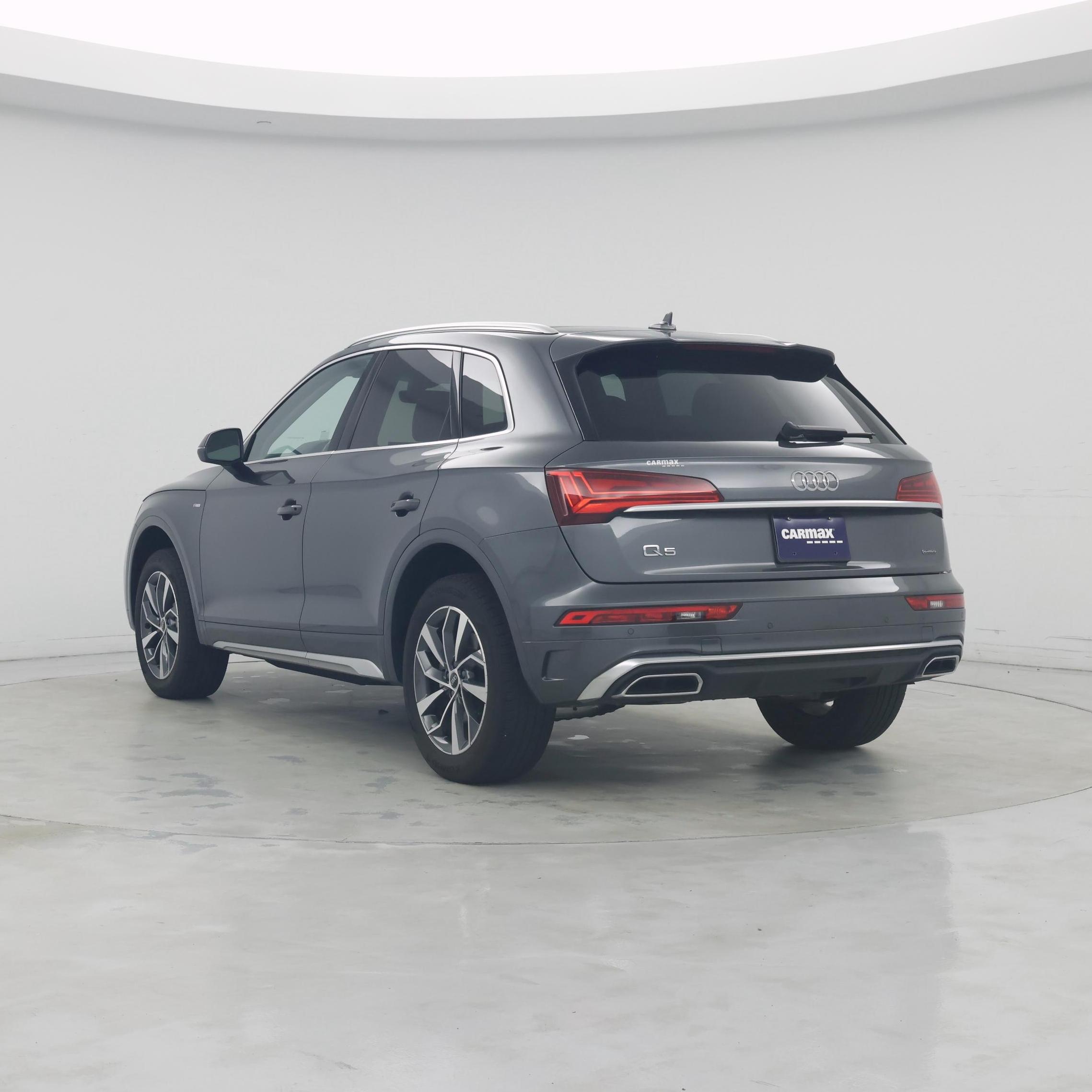 Thumbnail: 2023 Audi Q5 - 2