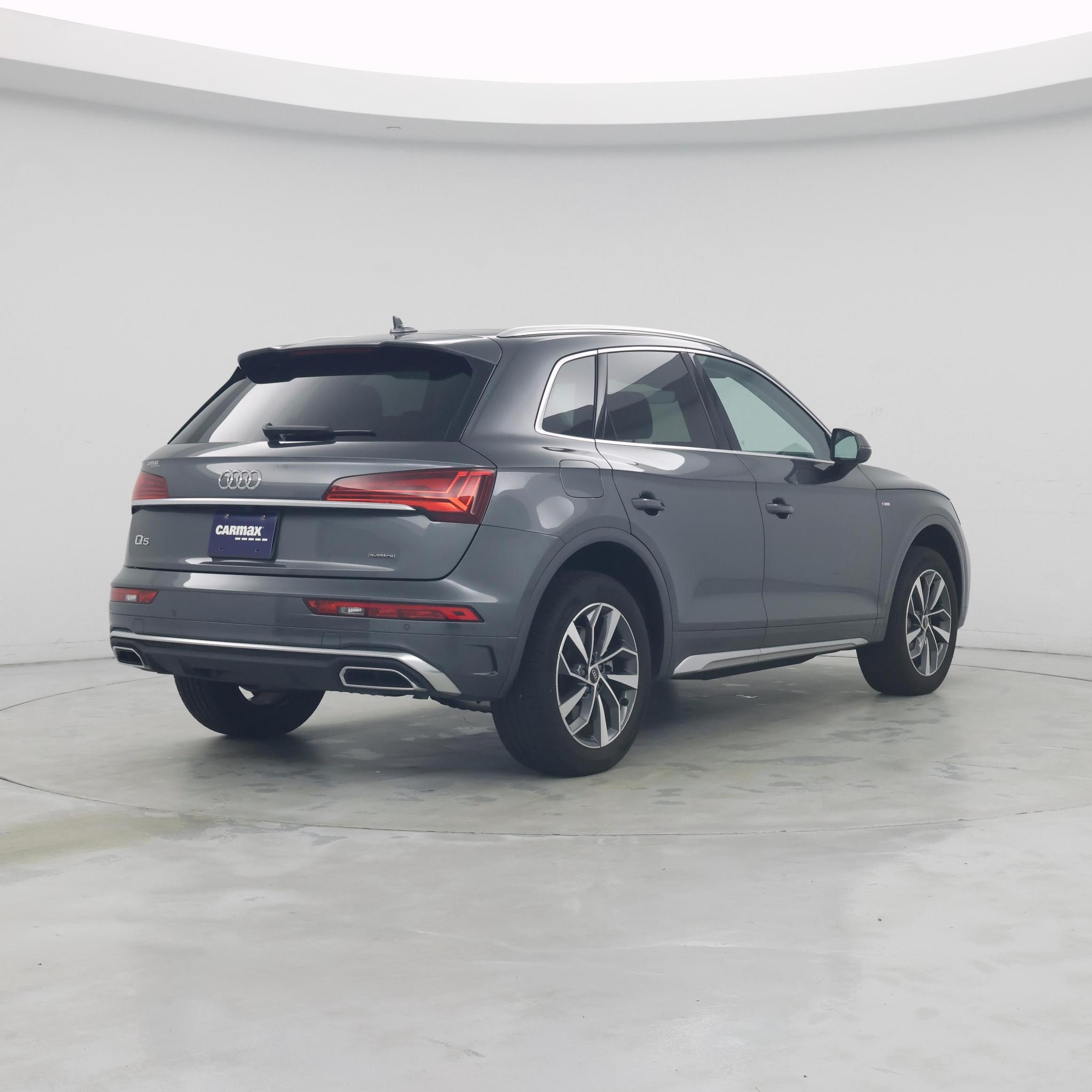 Thumbnail: 2023 Audi Q5 - 8