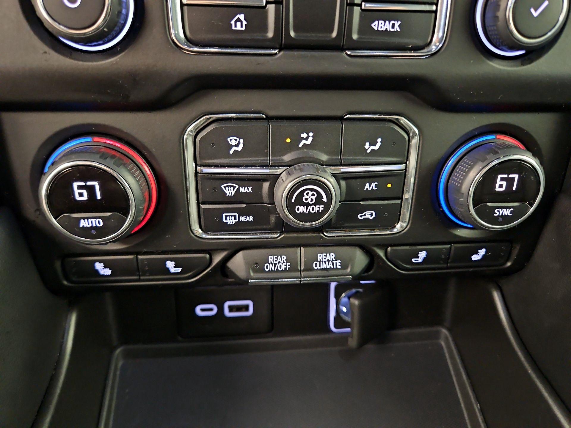 Thumbnail: 2021 Chevrolet Suburban - 16