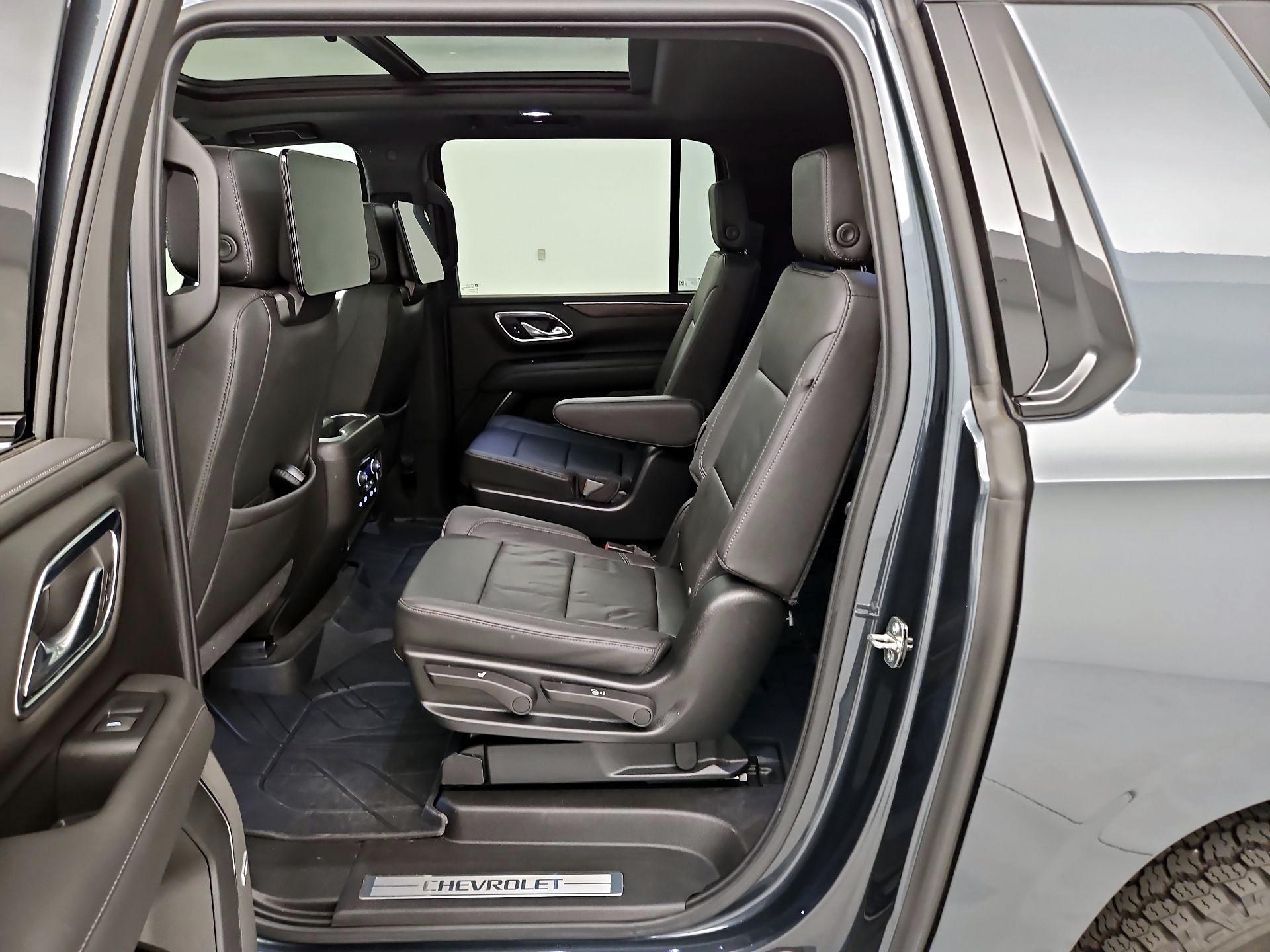 Thumbnail: 2021 Chevrolet Suburban - 20