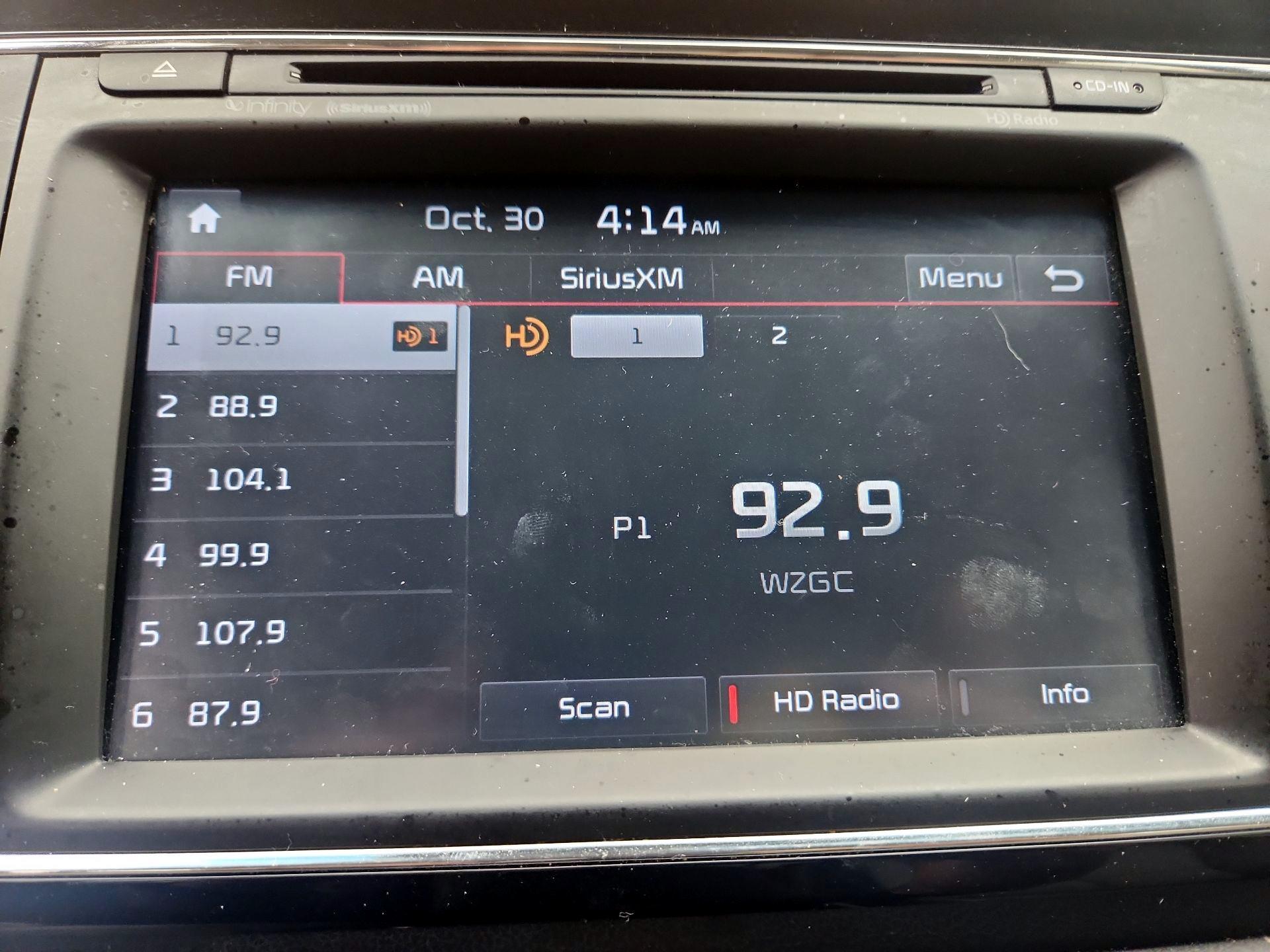 Thumbnail: 2017 Kia Sedona - 16