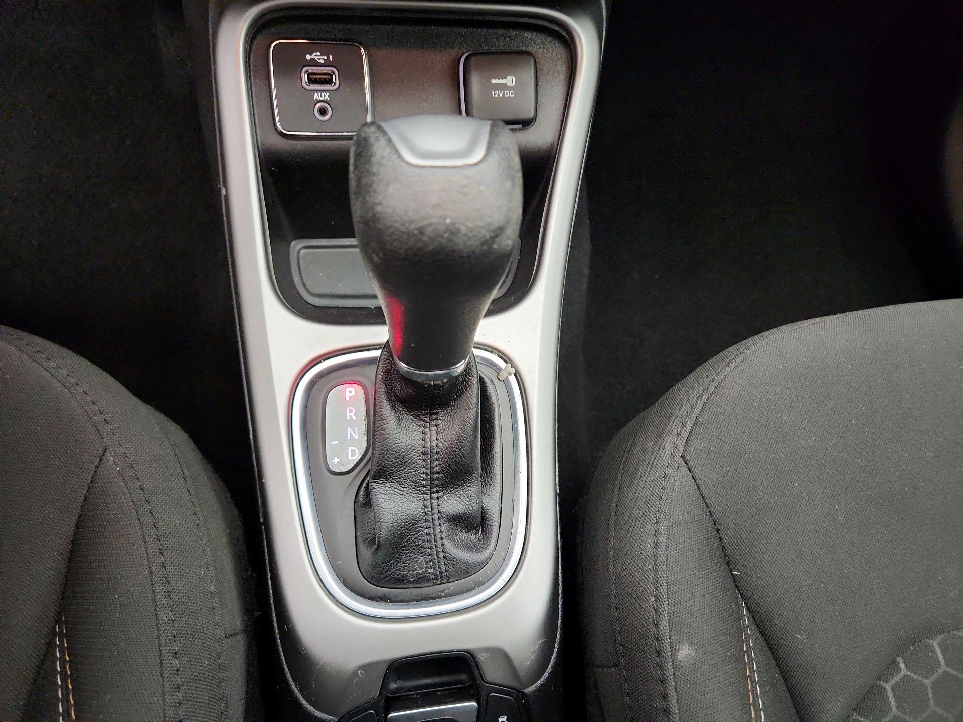 Thumbnail: 2020 Jeep Compass - 17