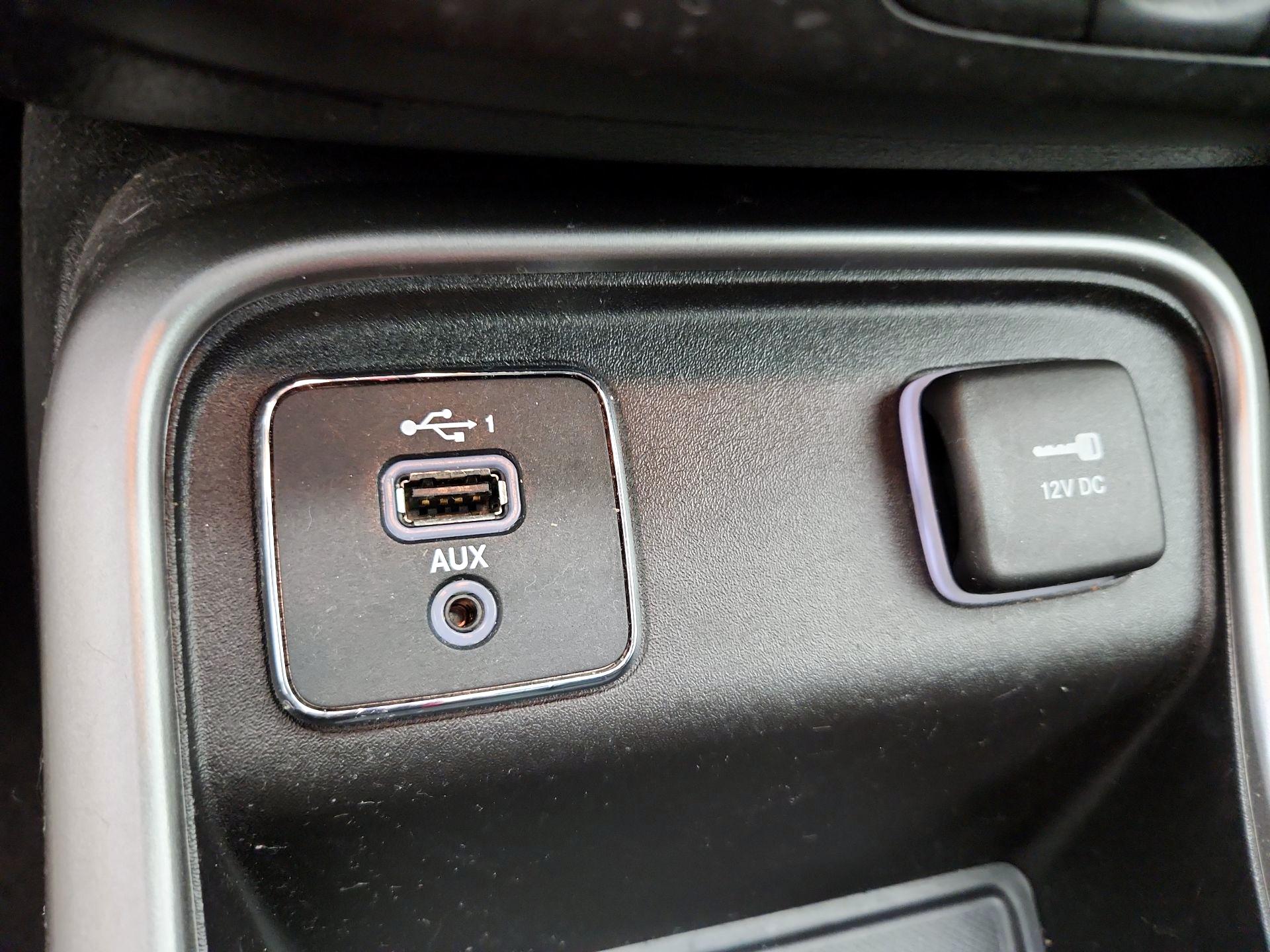 Thumbnail: 2020 Jeep Compass - 18