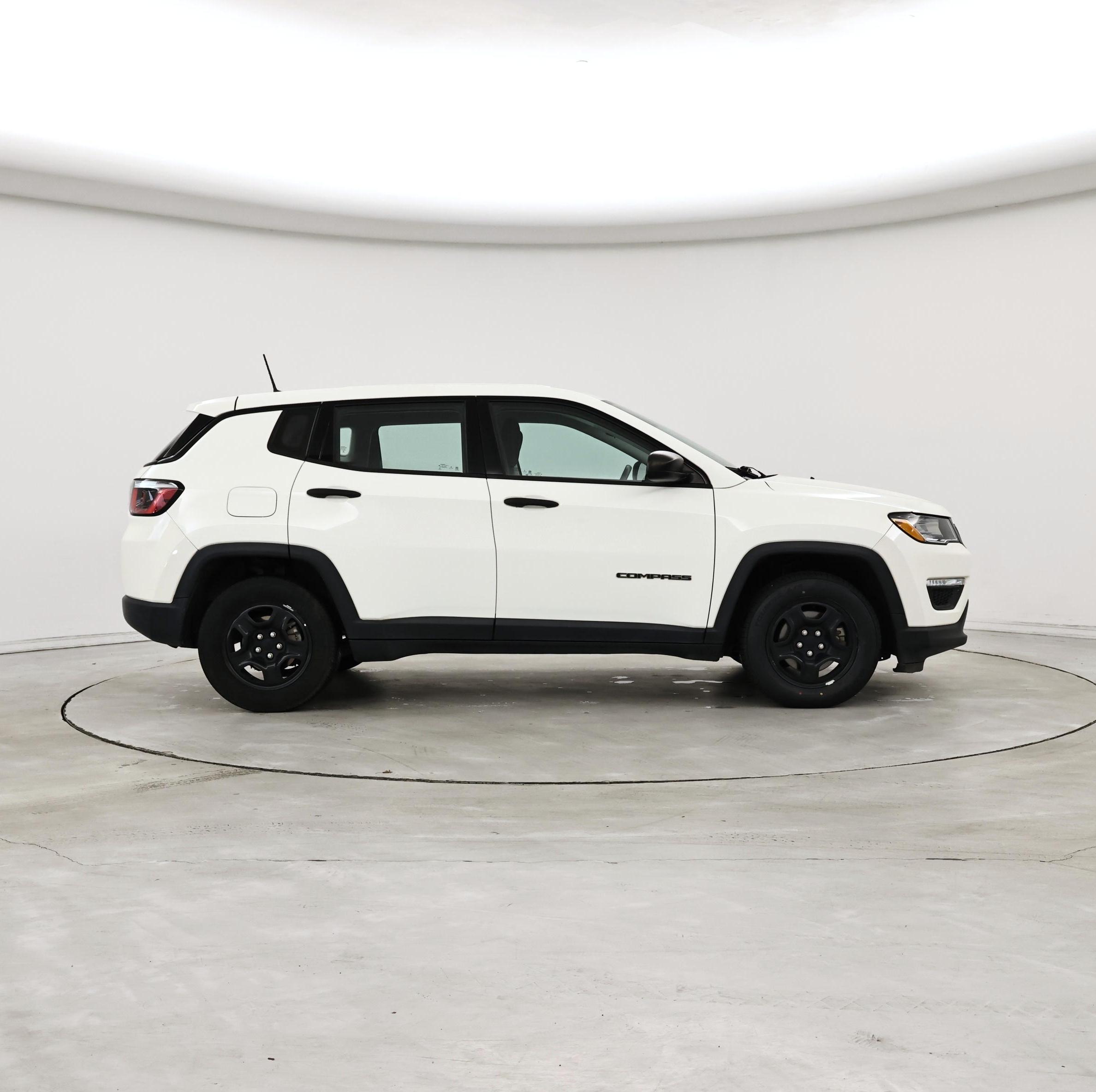 Thumbnail: 2020 Jeep Compass - 7