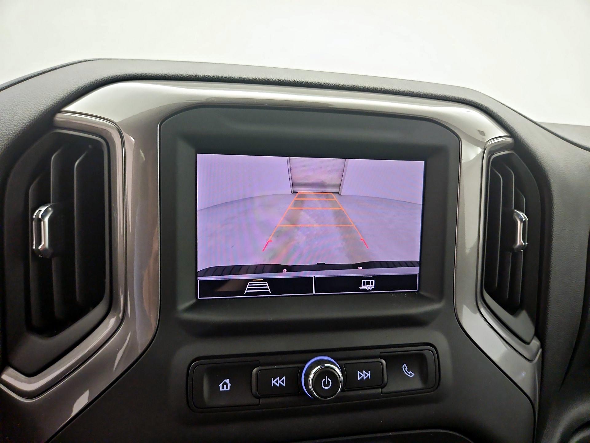 Thumbnail: 2025 Chevrolet Silverado 2500 - 14