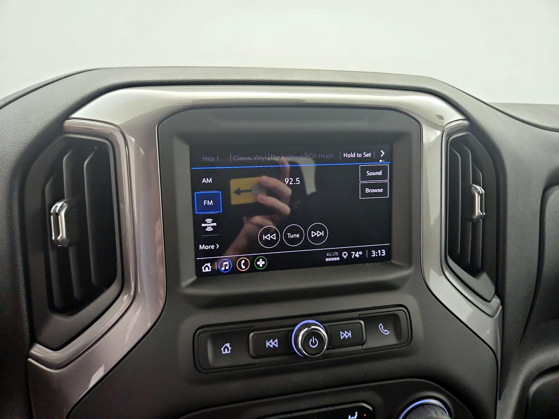 Thumbnail: 2025 Chevrolet Silverado 2500 - 15