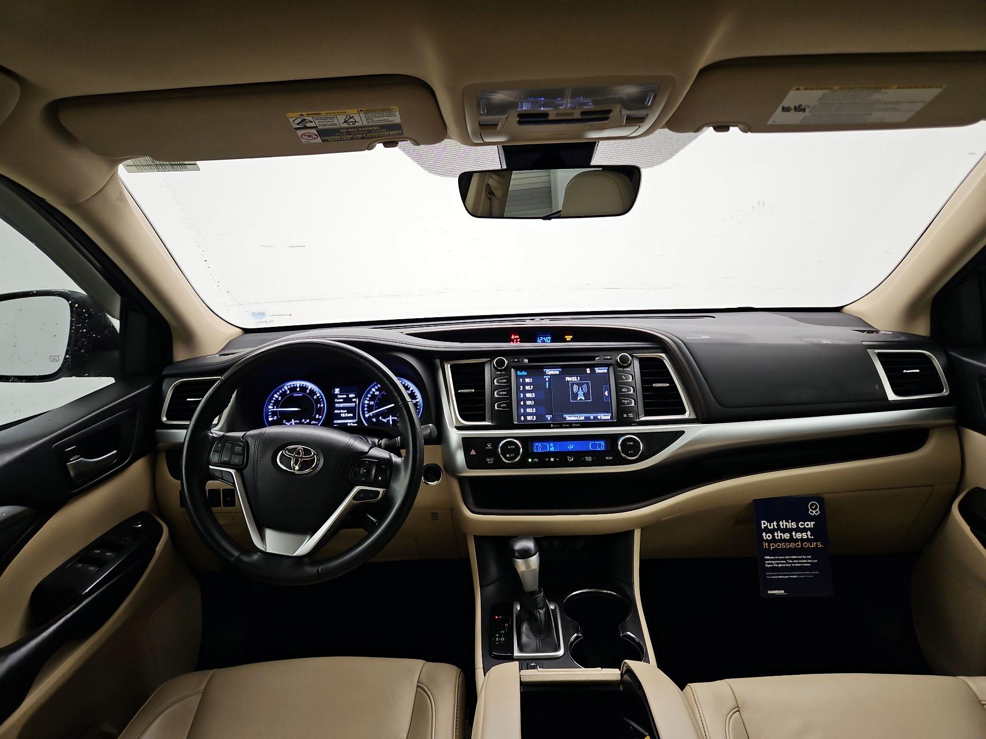 Thumbnail: 2018 Toyota Highlander - 9