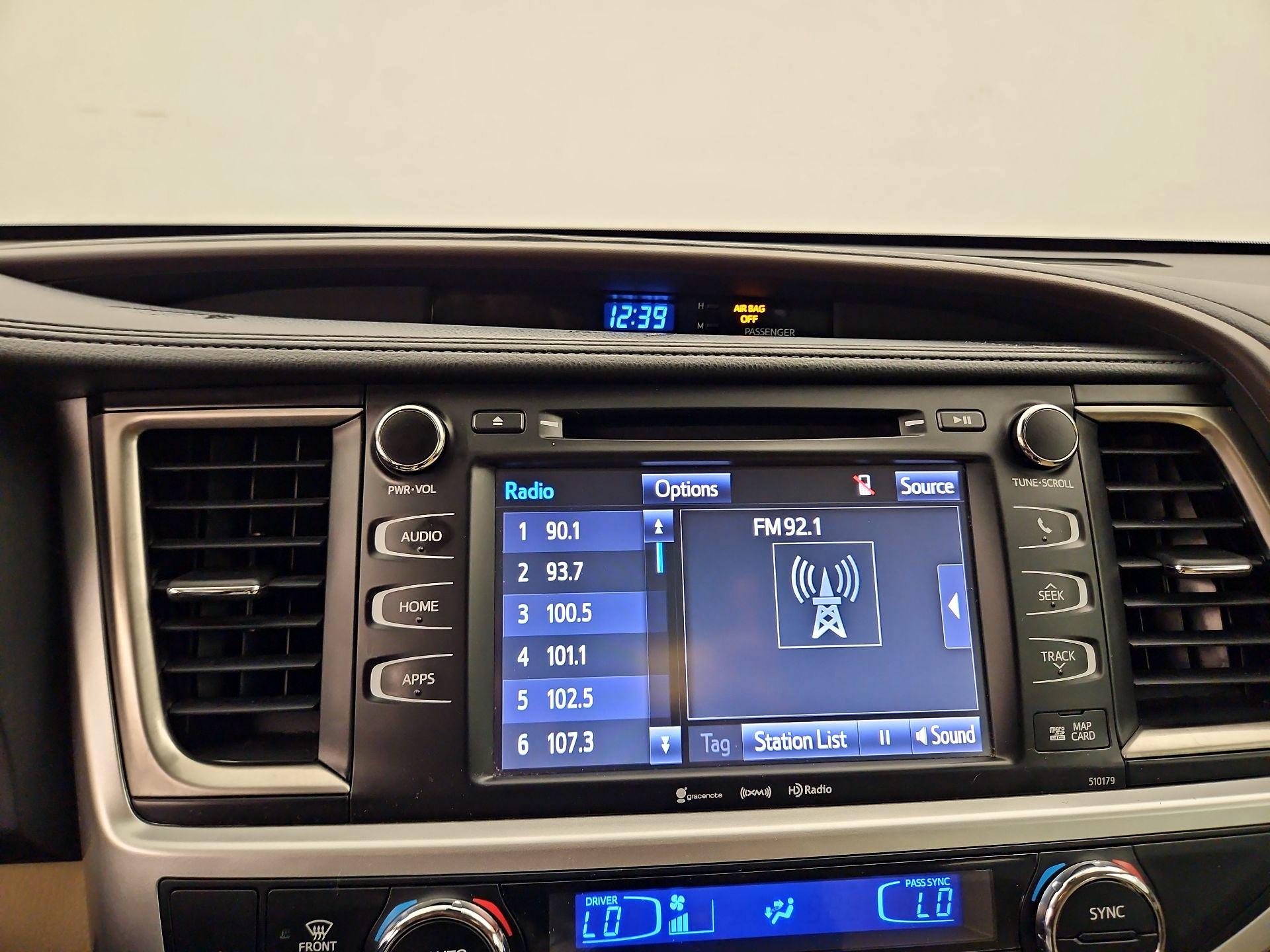 Thumbnail: 2018 Toyota Highlander - 15