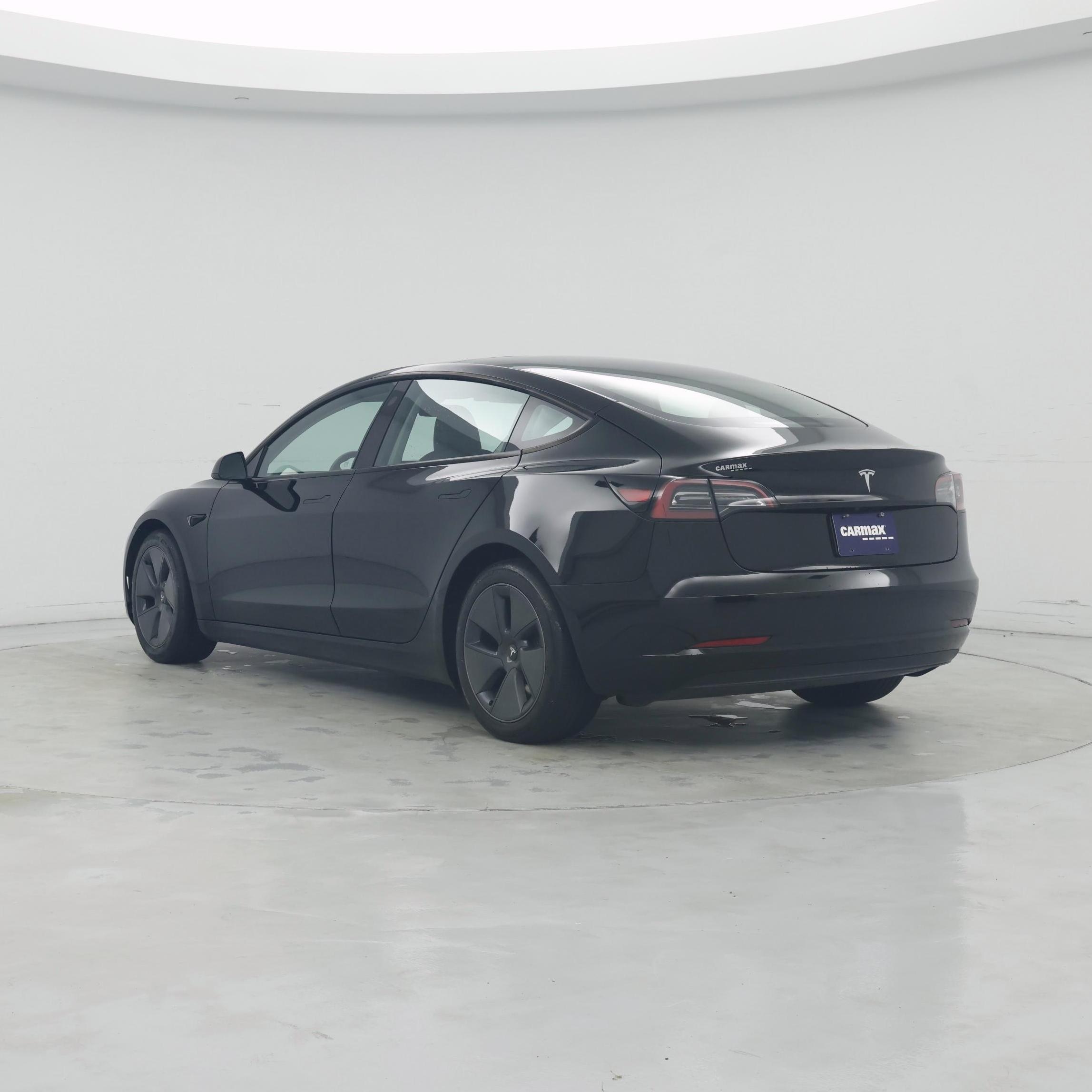 Thumbnail: 2023 Tesla Model 3 - 2