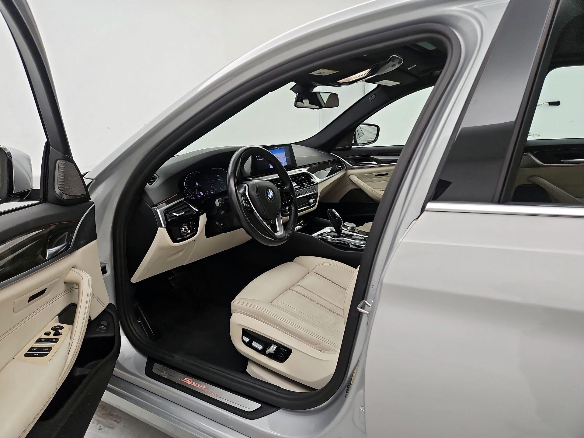 Thumbnail: 2020 BMW 5 Series - 11