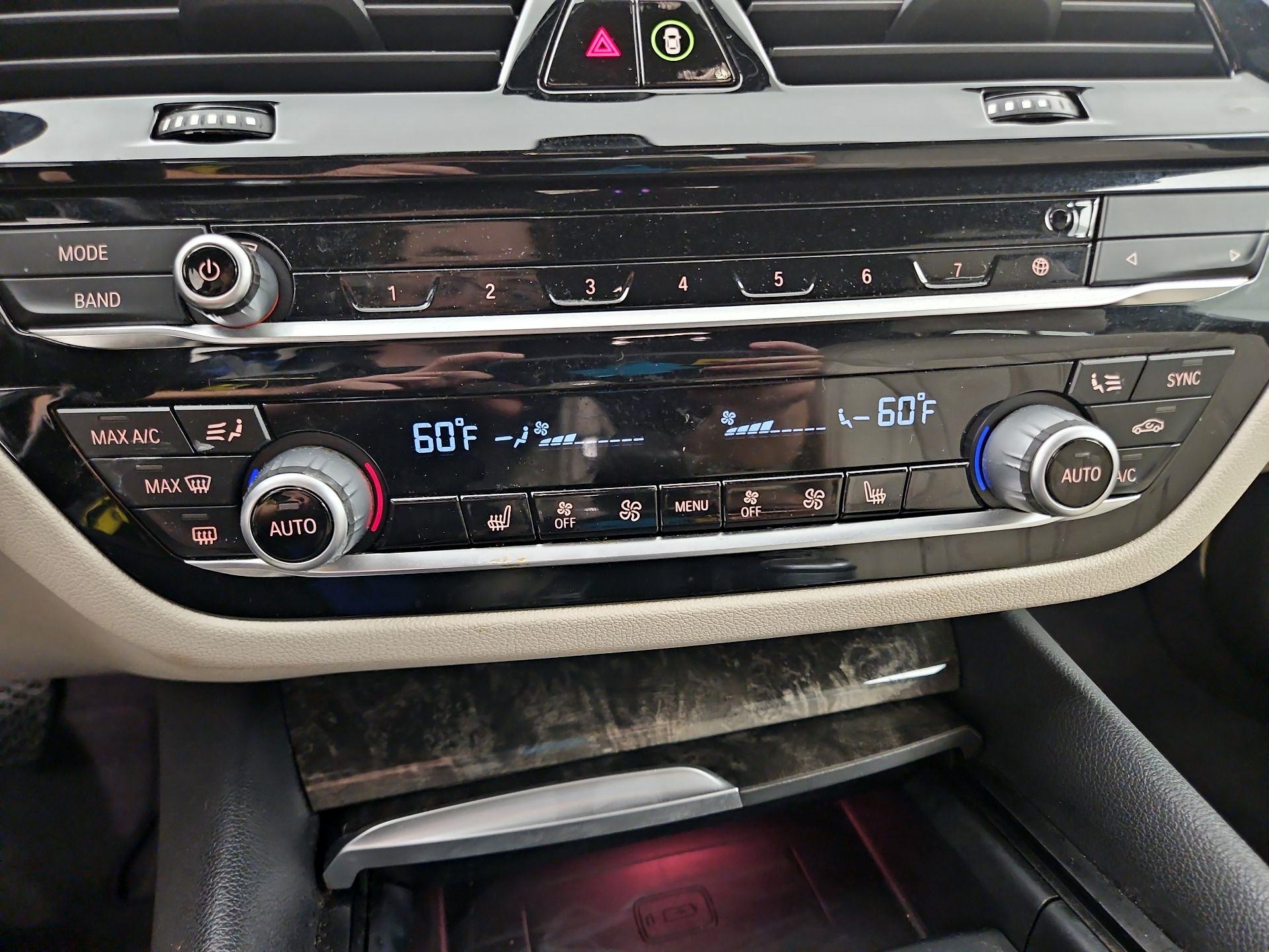 Thumbnail: 2020 BMW 5 Series - 17