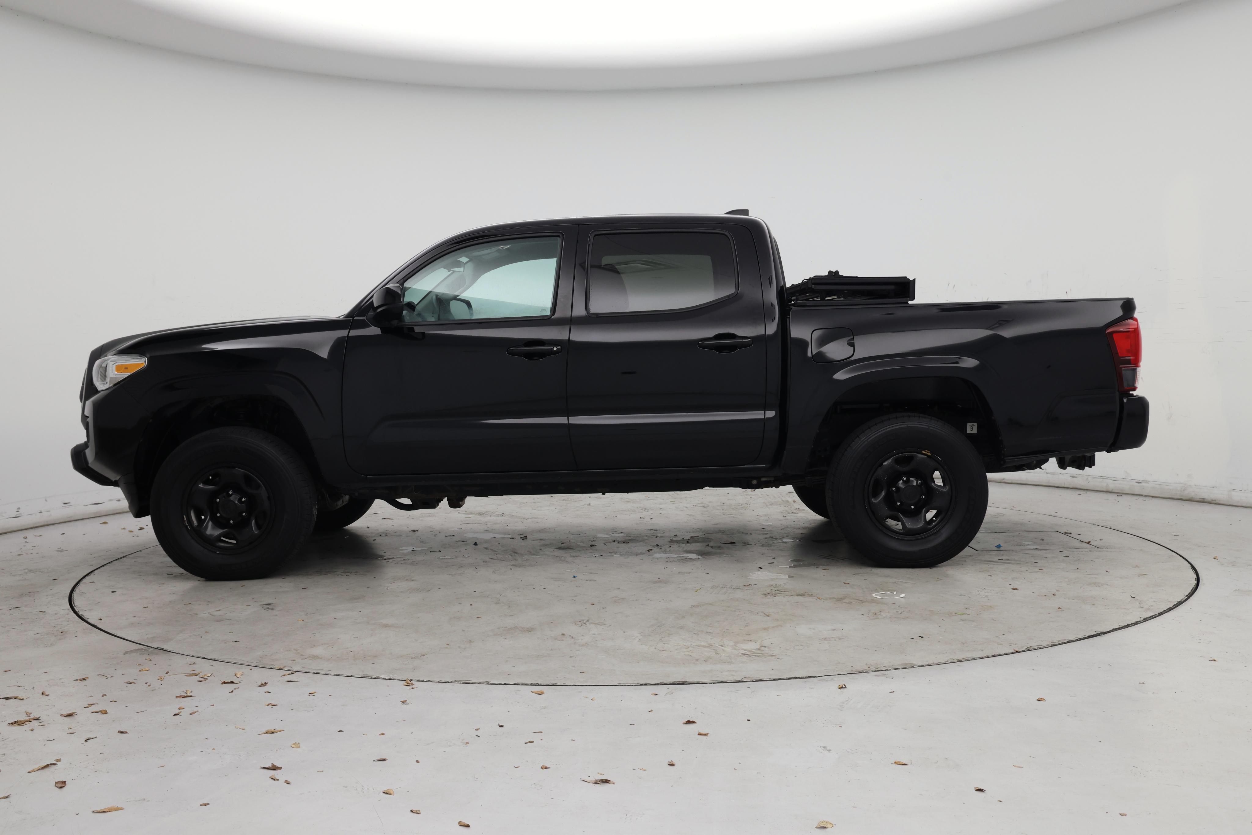 Thumbnail: 2022 Toyota Tacoma - 3