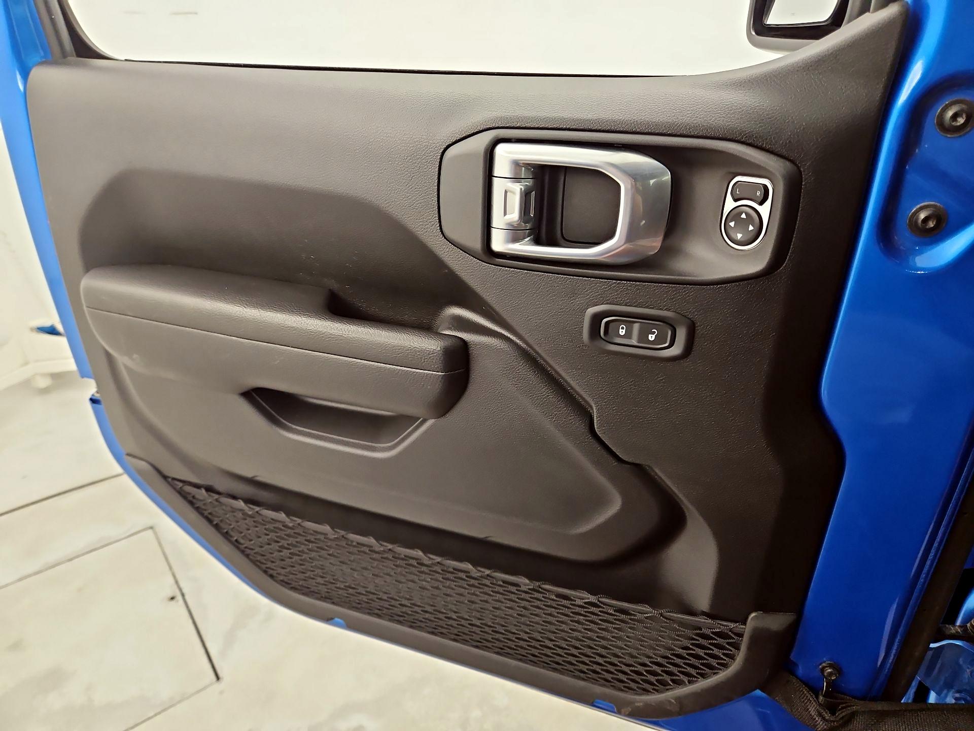 Thumbnail: 2024 Jeep Wrangler - 12