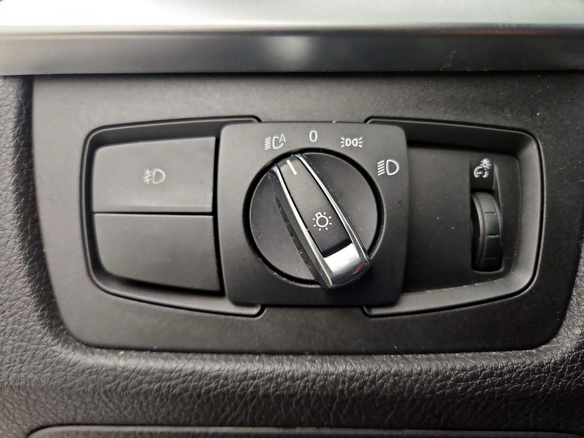 Thumbnail: 2017 BMW 3 Series - 13