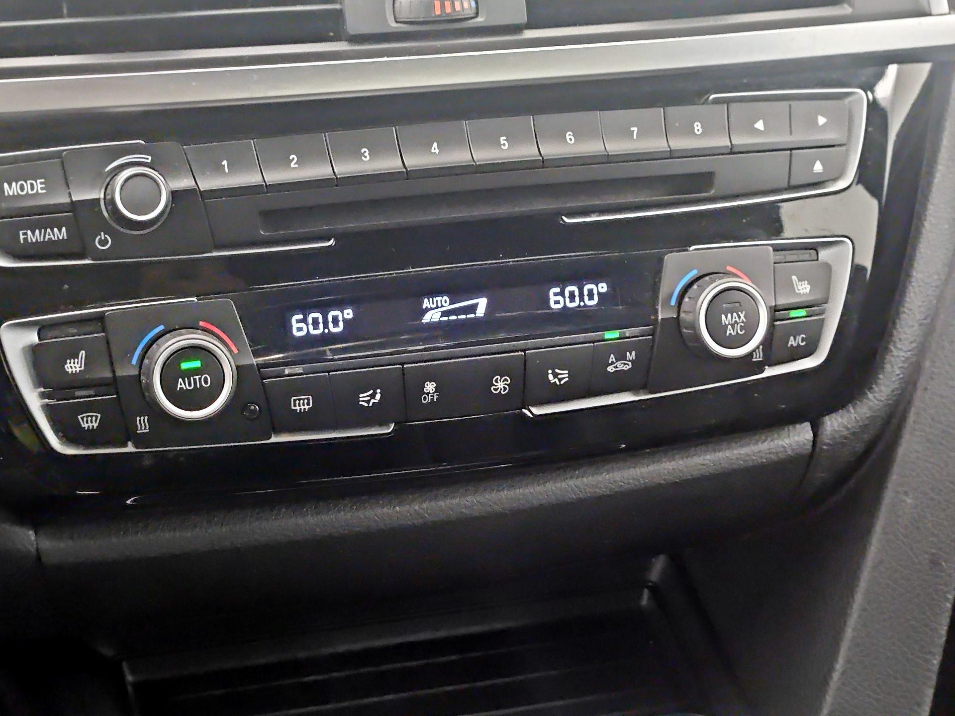 Thumbnail: 2017 BMW 3 Series - 16