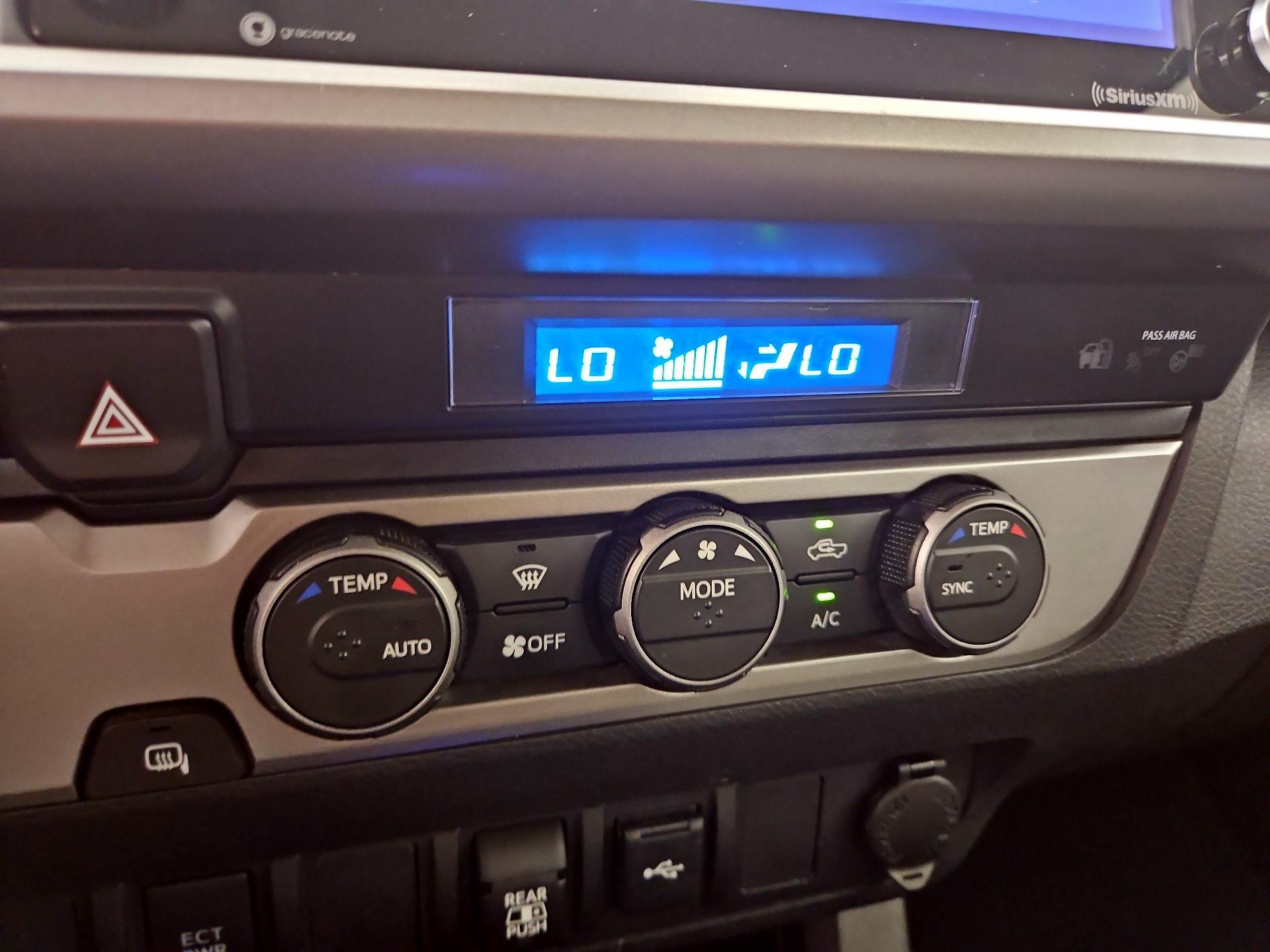 Thumbnail: 2021 Toyota Tacoma - 16