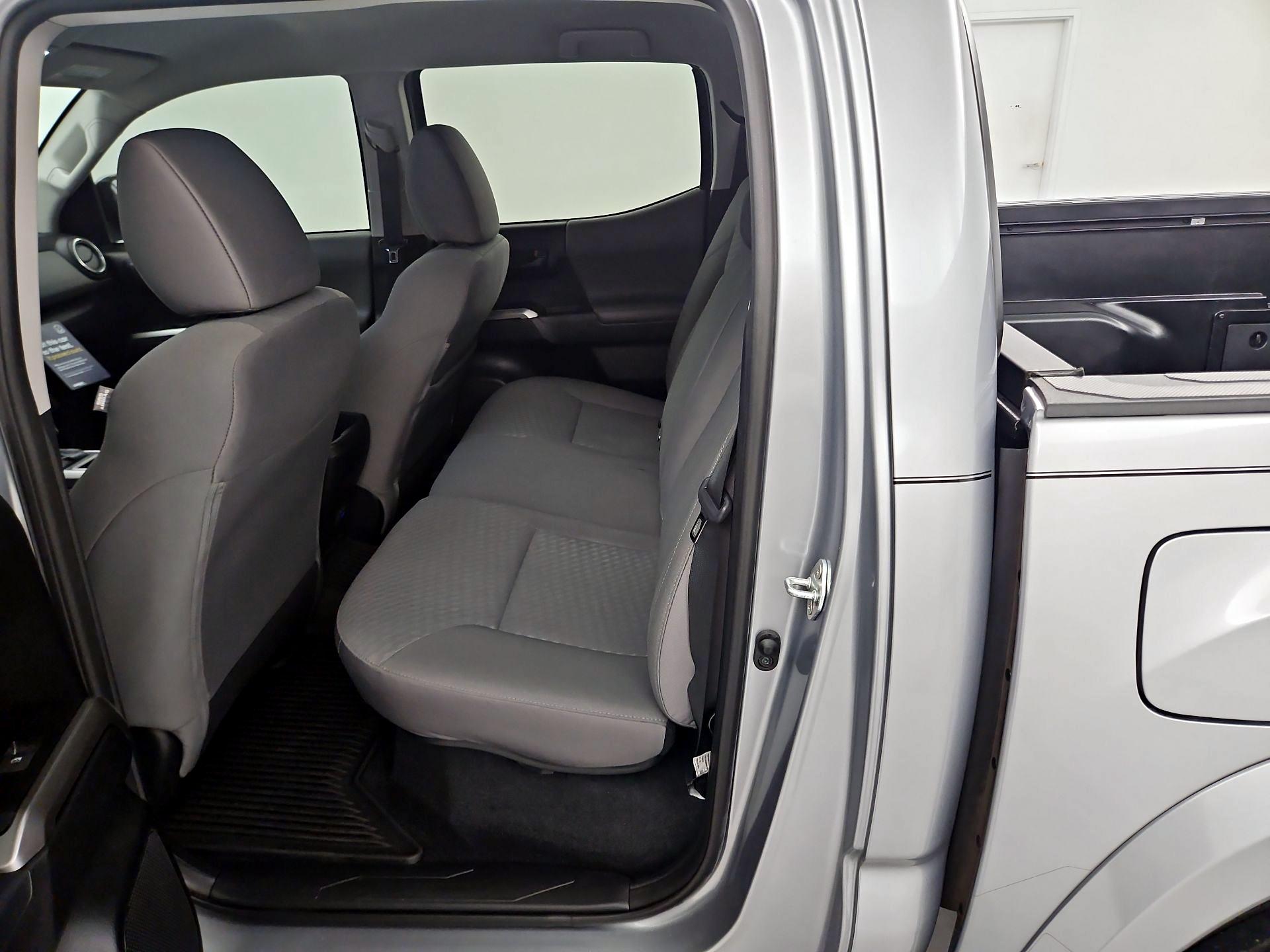 Thumbnail: 2021 Toyota Tacoma - 19