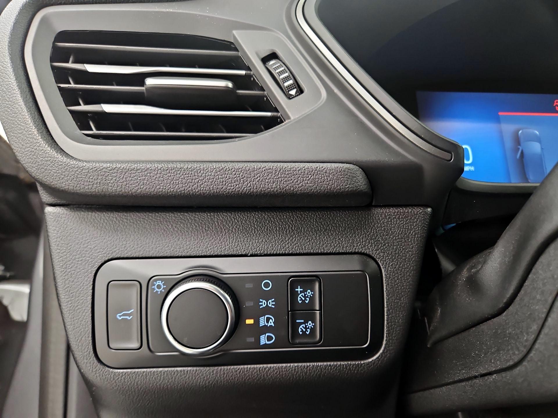 Thumbnail: 2023 Ford Escape - 13