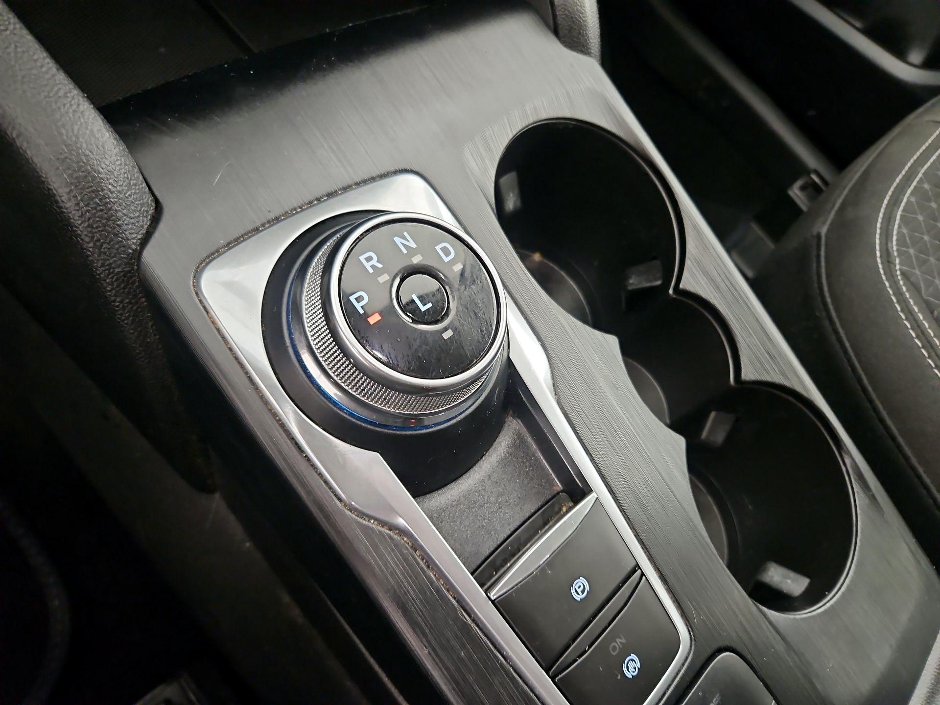 Thumbnail: 2023 Ford Escape - 17