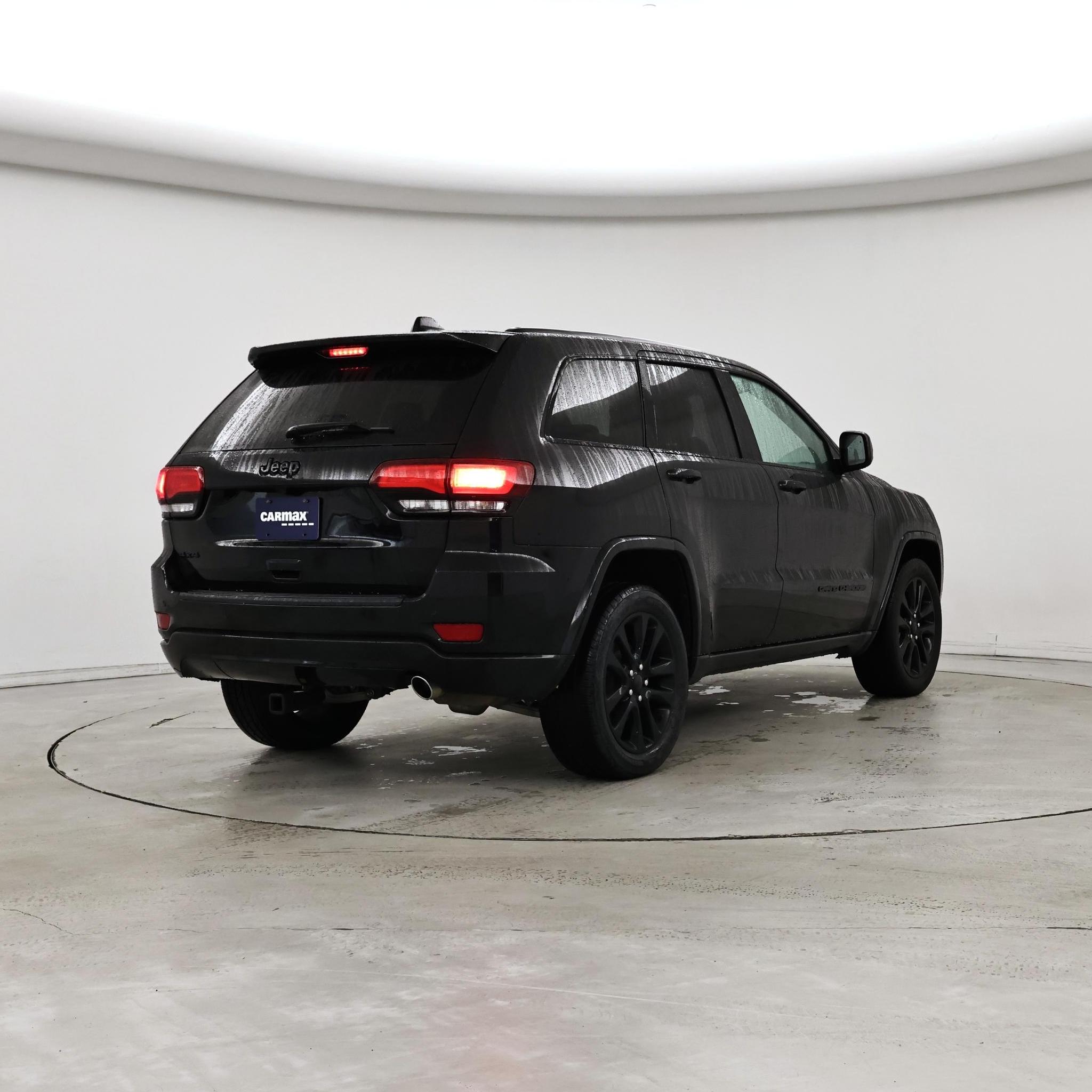 Thumbnail: 2019 Jeep Grand Cherokee - 8