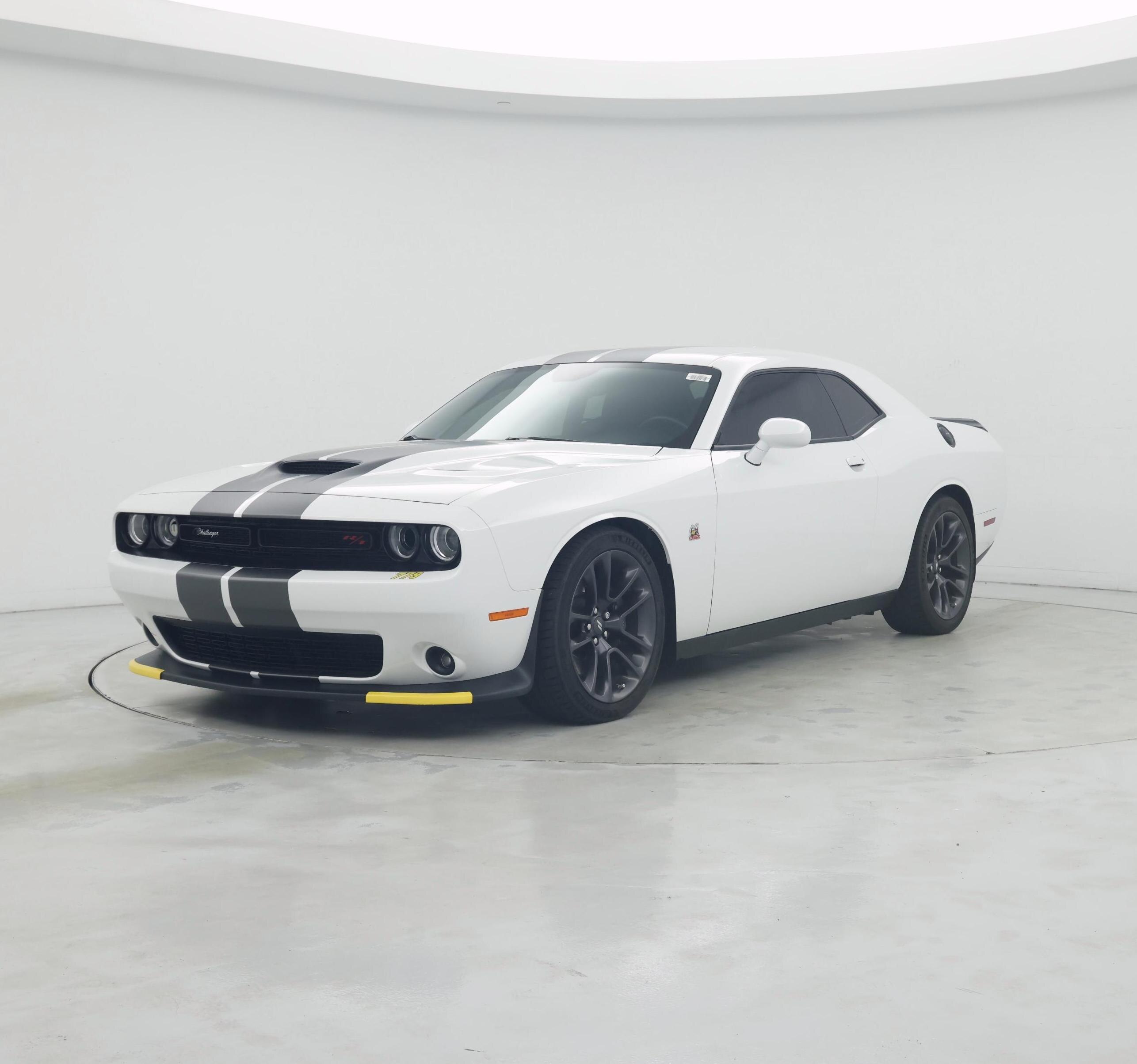 Thumbnail: 2022 Dodge Challenger - 4