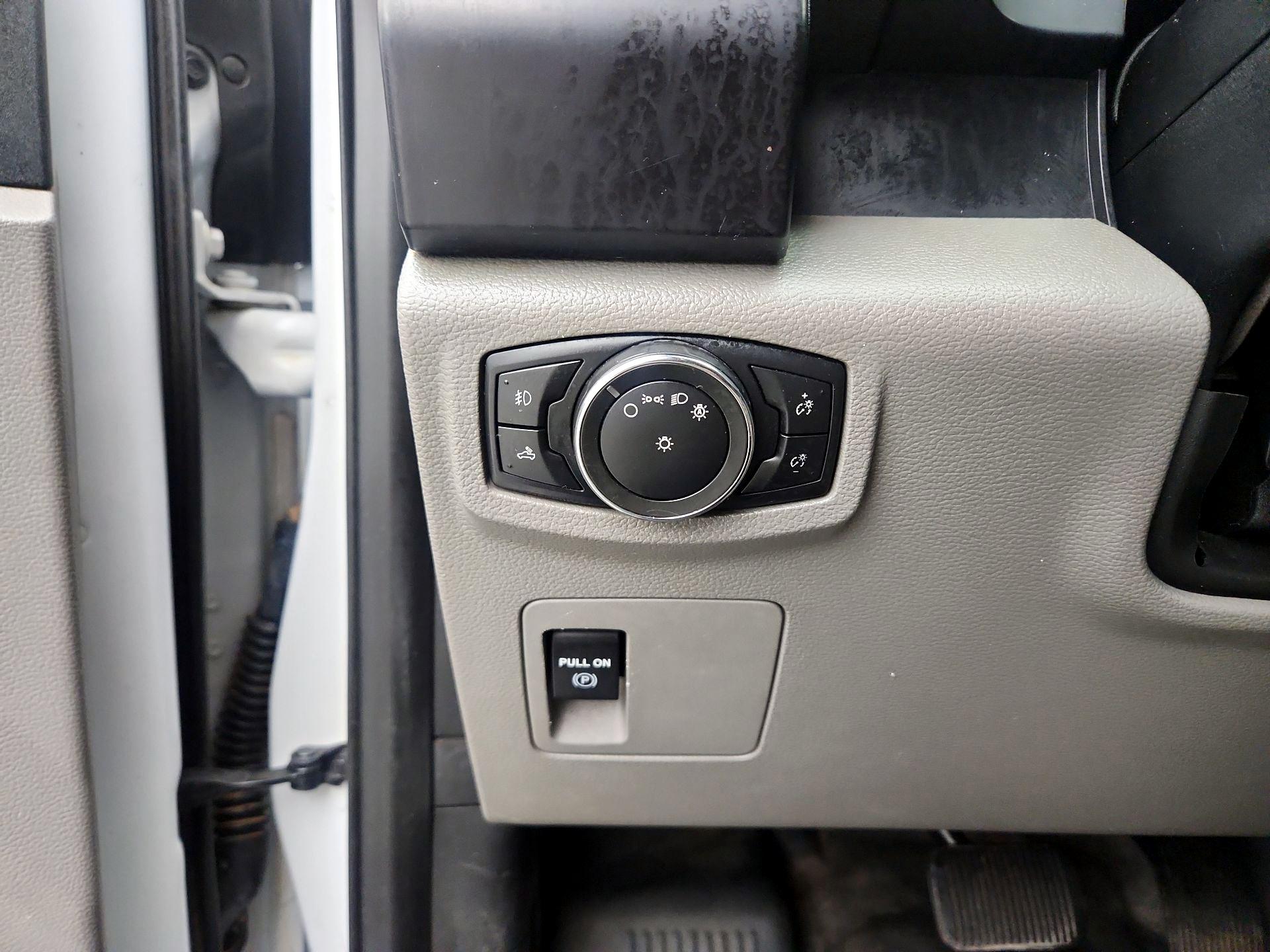 Thumbnail: 2017 Ford F-150 - 13