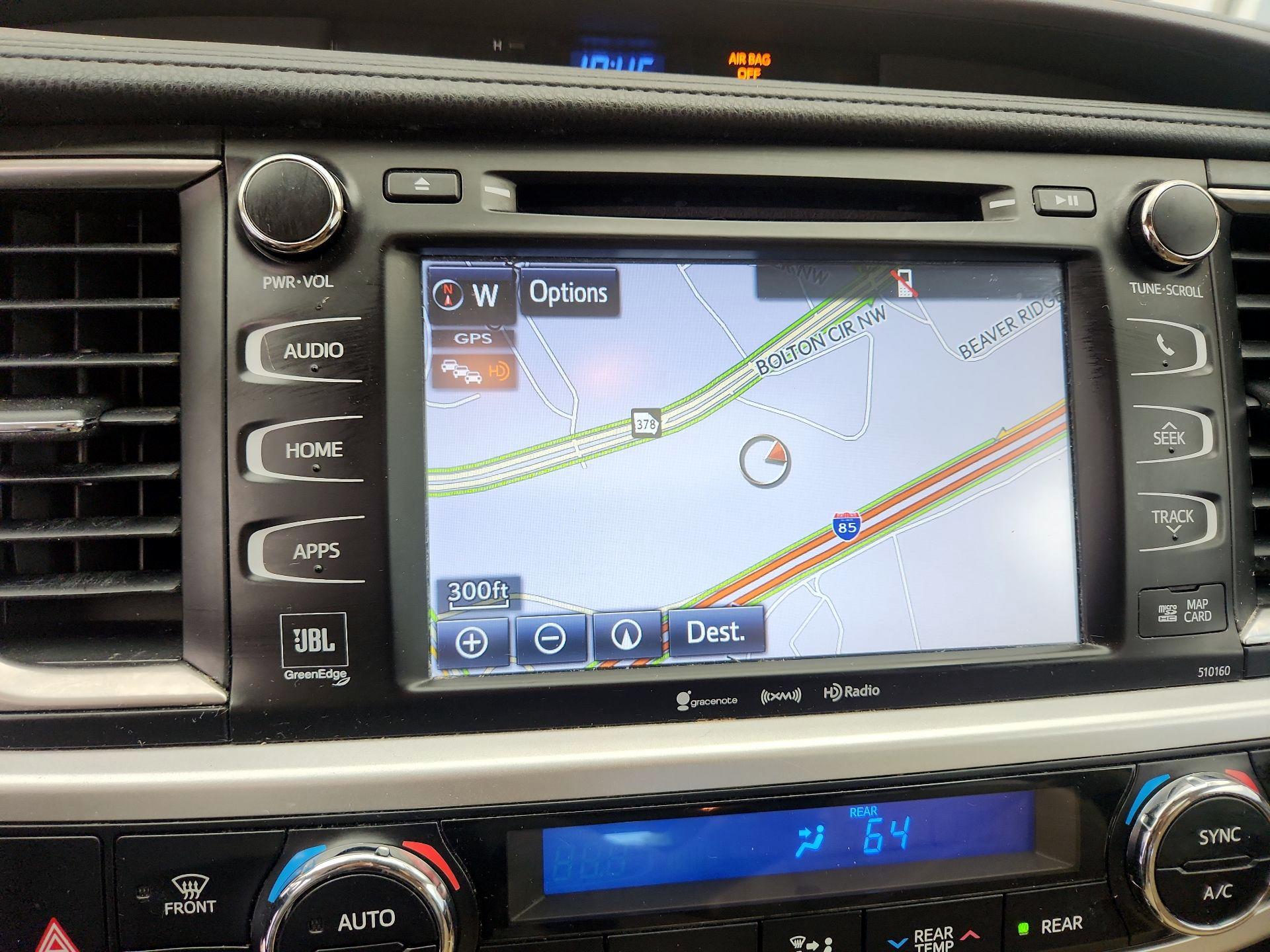 Thumbnail: 2016 Toyota Highlander - 14