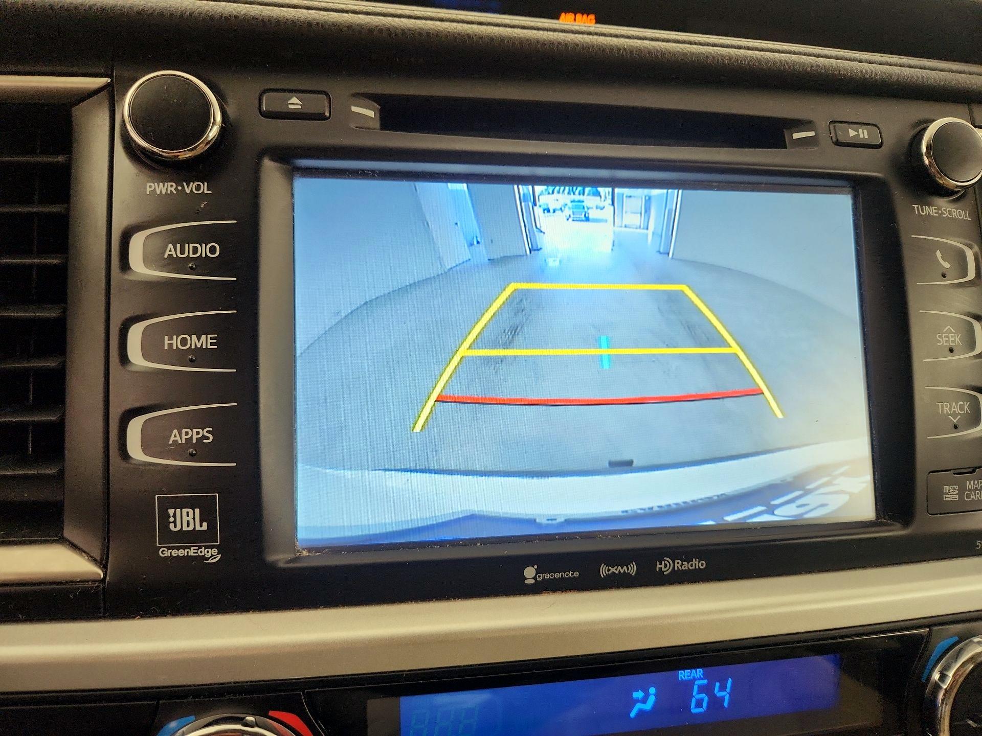 Thumbnail: 2016 Toyota Highlander - 15