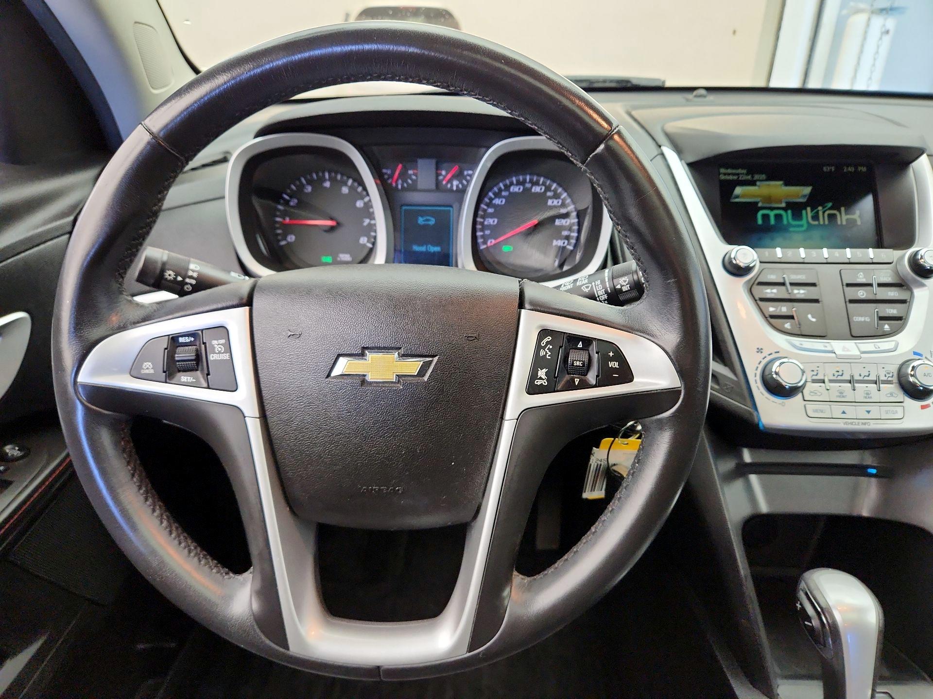 Thumbnail: 2015 Chevrolet Equinox - 10