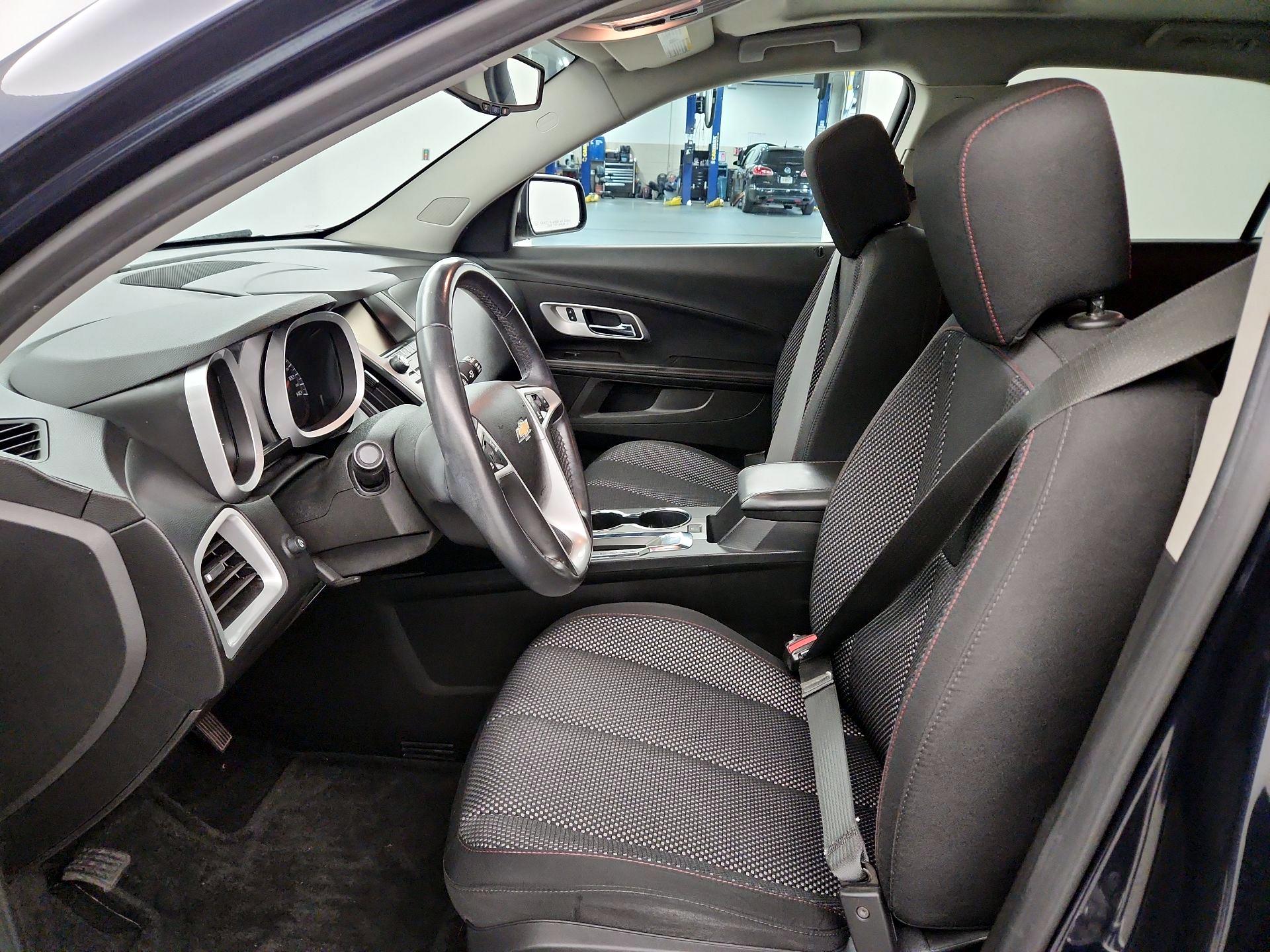 Thumbnail: 2015 Chevrolet Equinox - 11