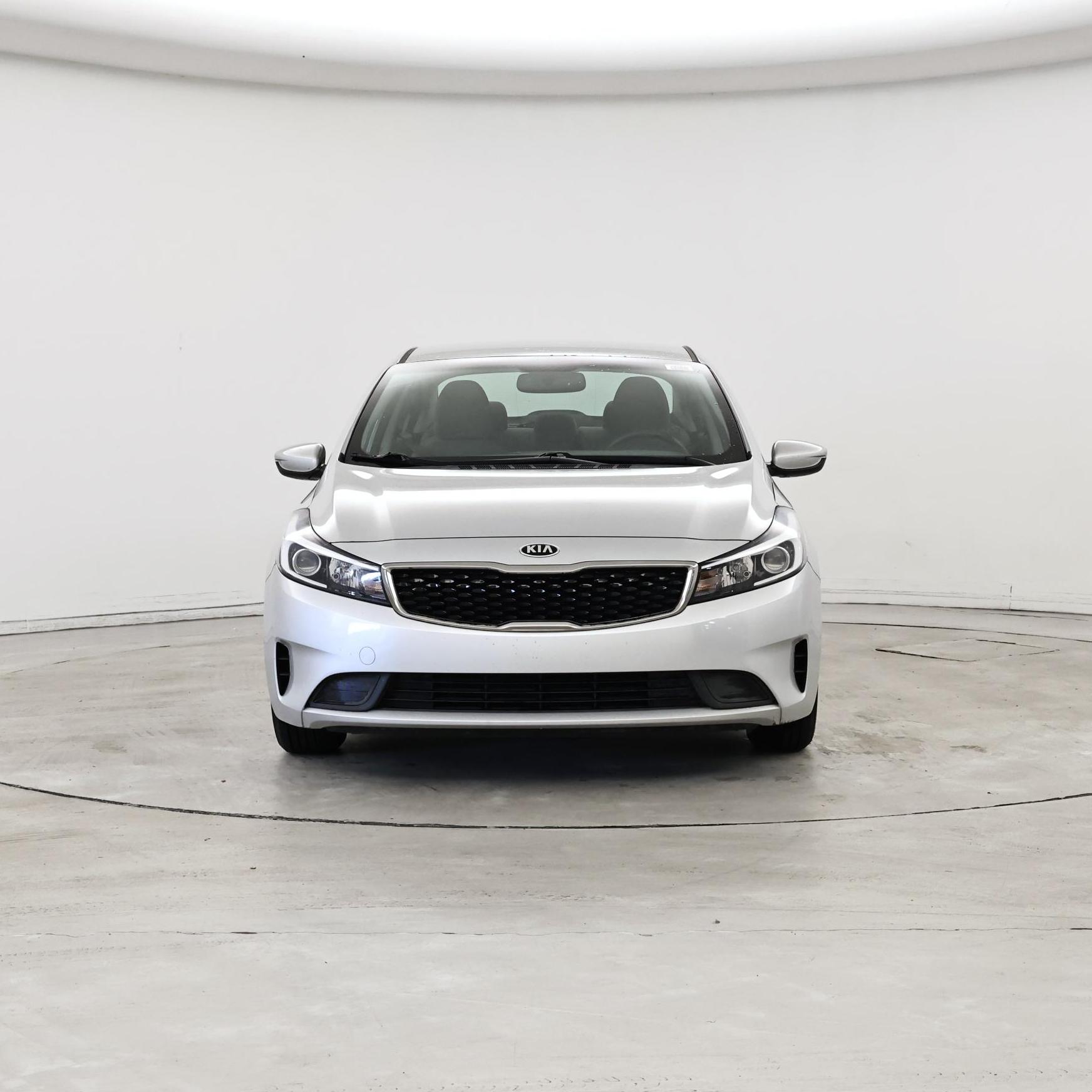 Thumbnail: 2017 Kia Forte - 5