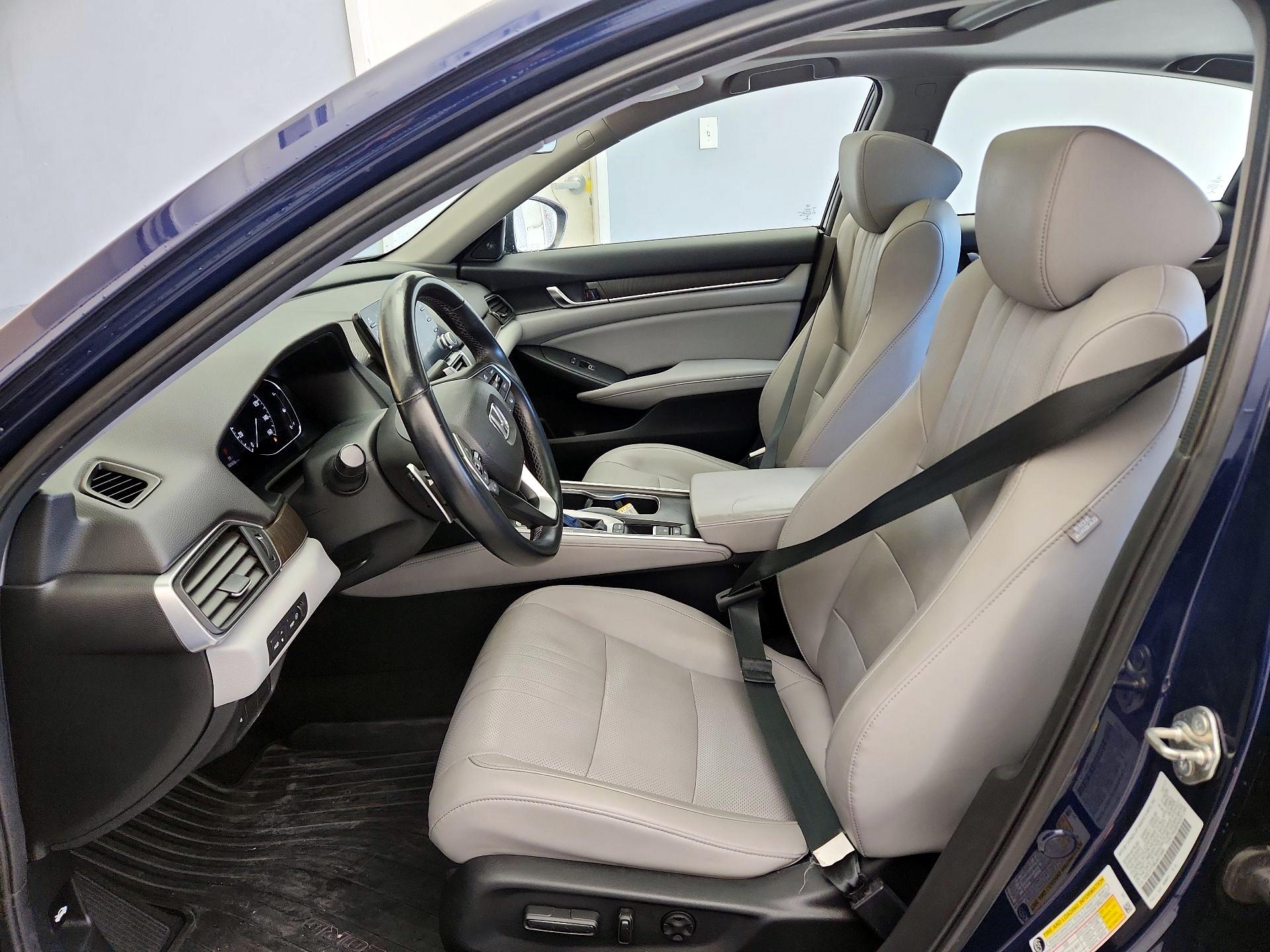 Thumbnail: 2018 Honda Accord - 9