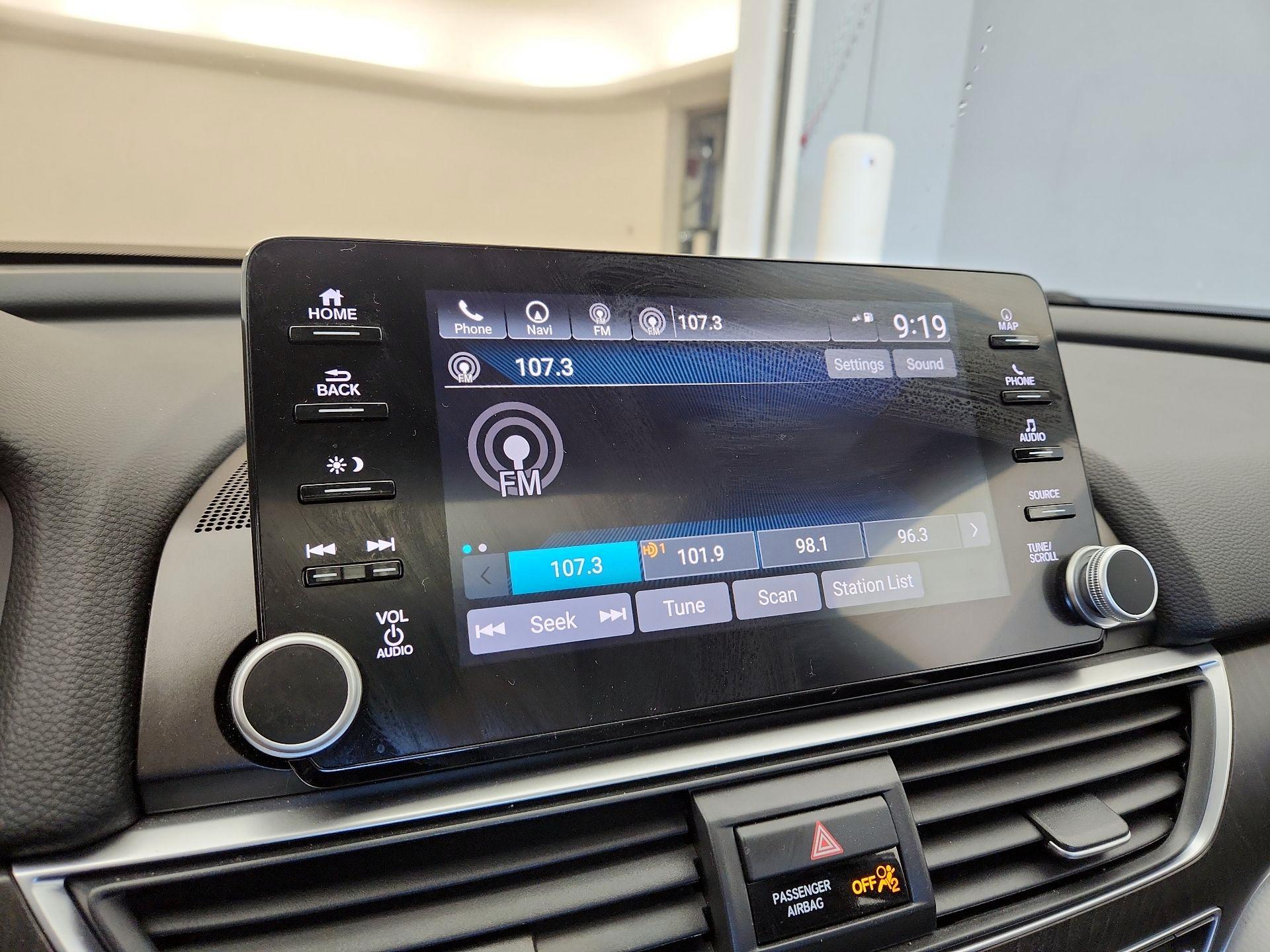 Thumbnail: 2018 Honda Accord - 15