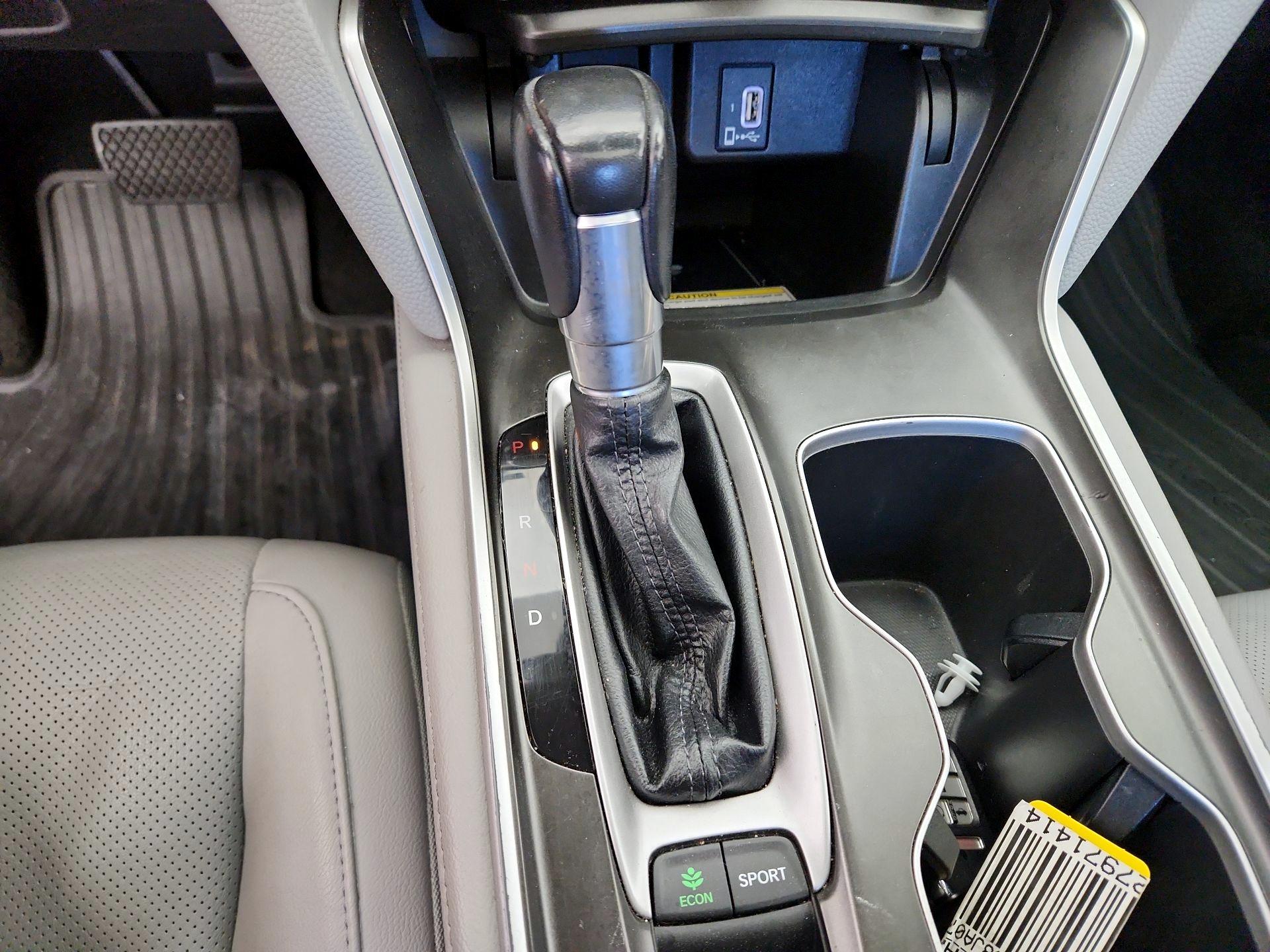 Thumbnail: 2018 Honda Accord - 17