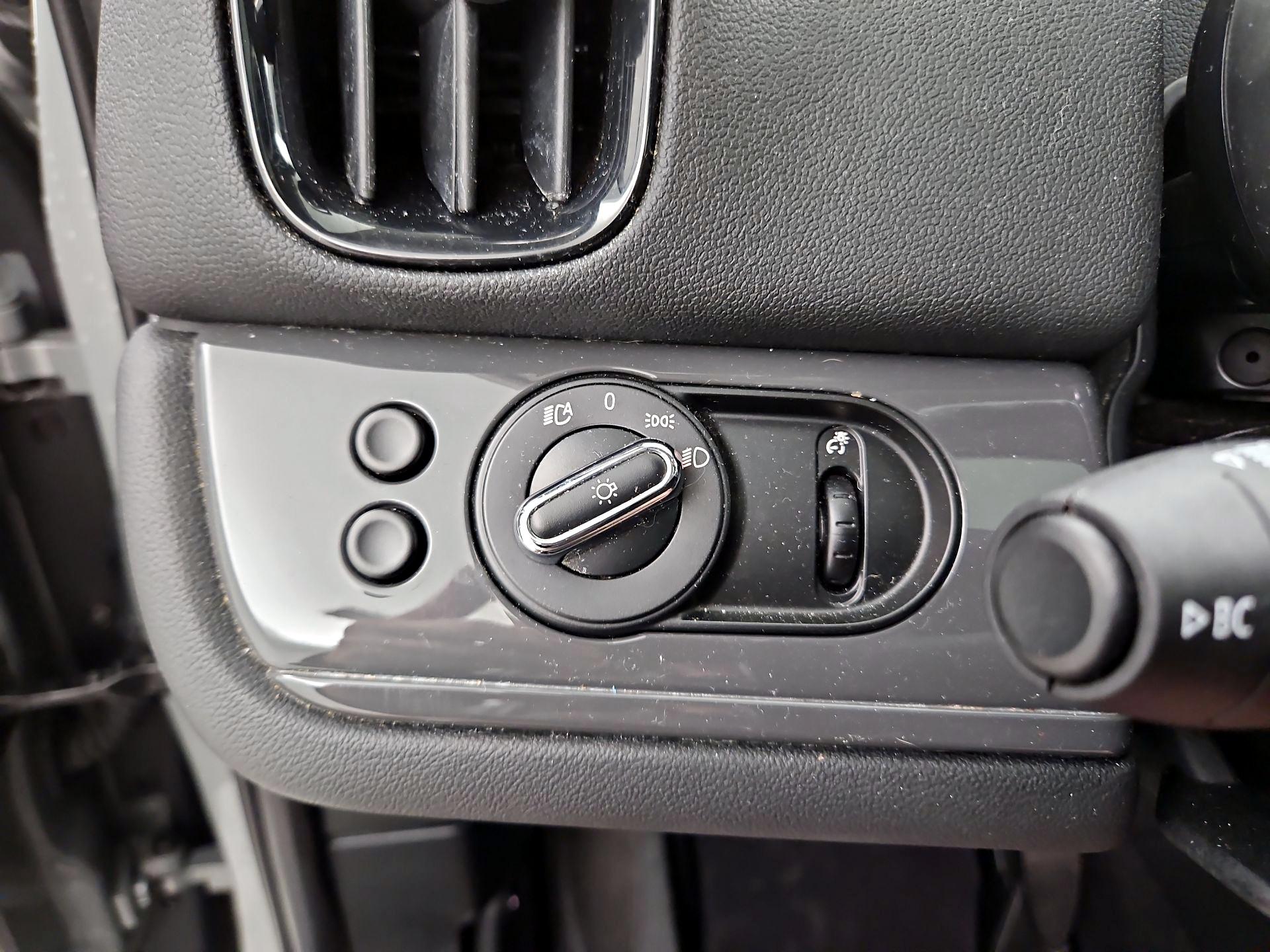 Thumbnail: 2017 MINI Cooper Countryman - 13